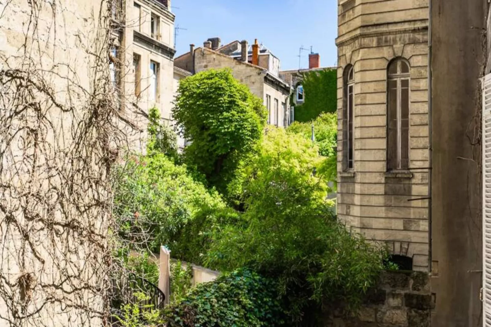 Appartement Exceptionnelle Et Moderne Aux Portes Du Jardin Public Pour 6-Image-tags.