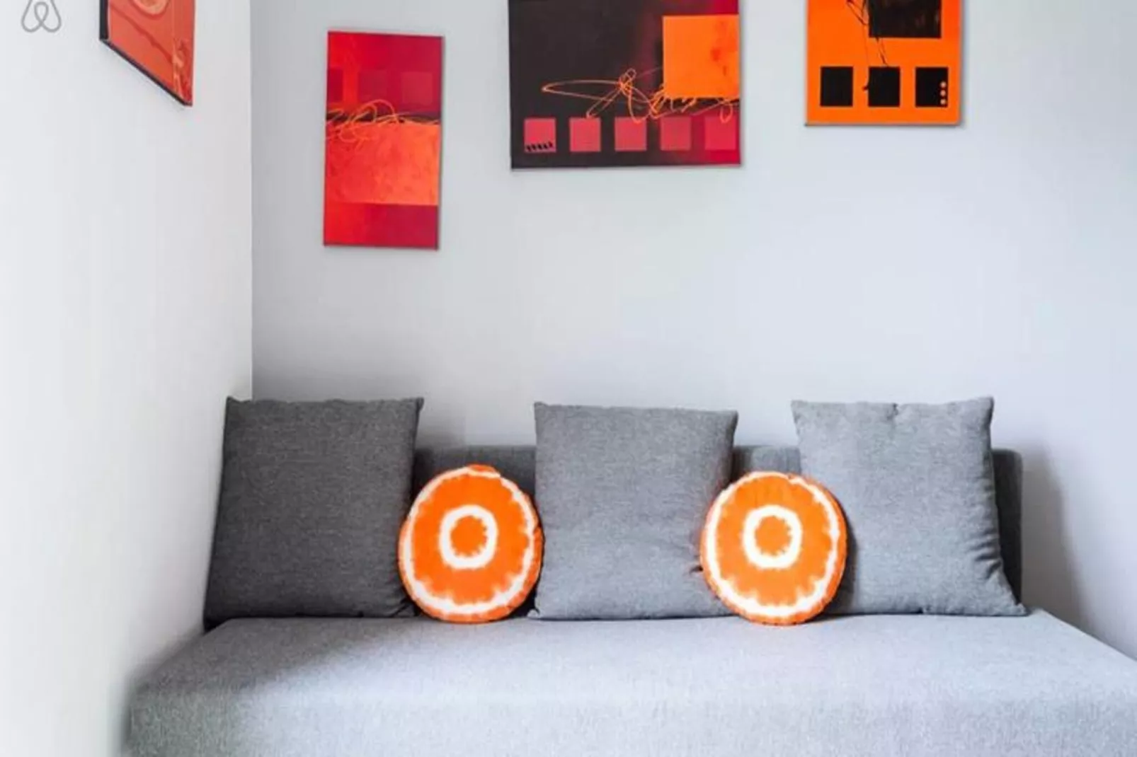 | Le Jaur&egrave;s 🍊| T2 Tout &eacute;quip&eacute; | Balcon, Wifi-Woonkamer