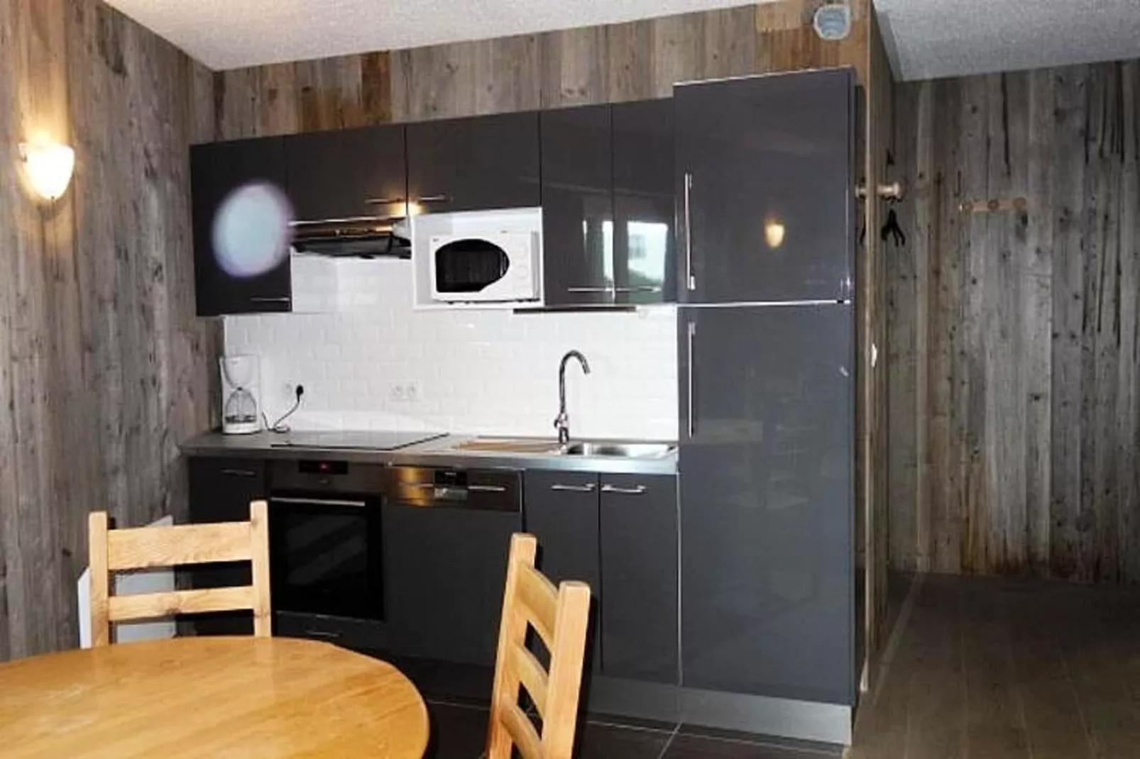 Résidence Taburle-Eetkamer