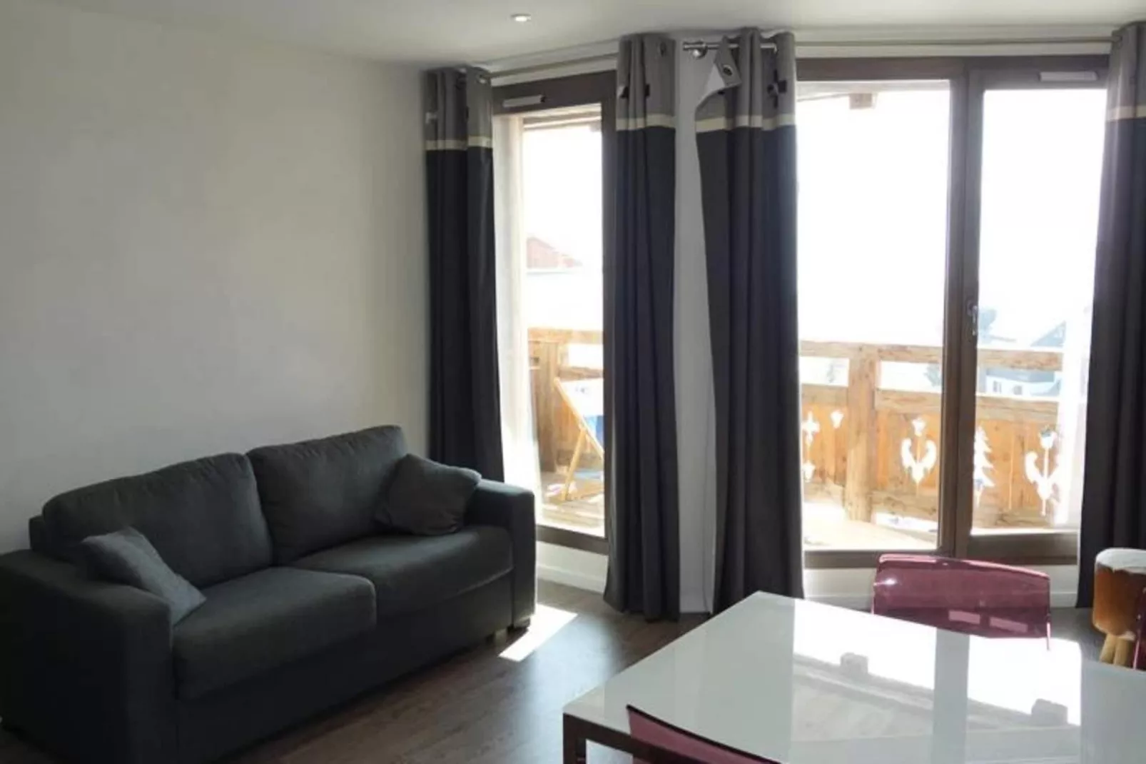 Résidence Taburle-Buitenkant zomer