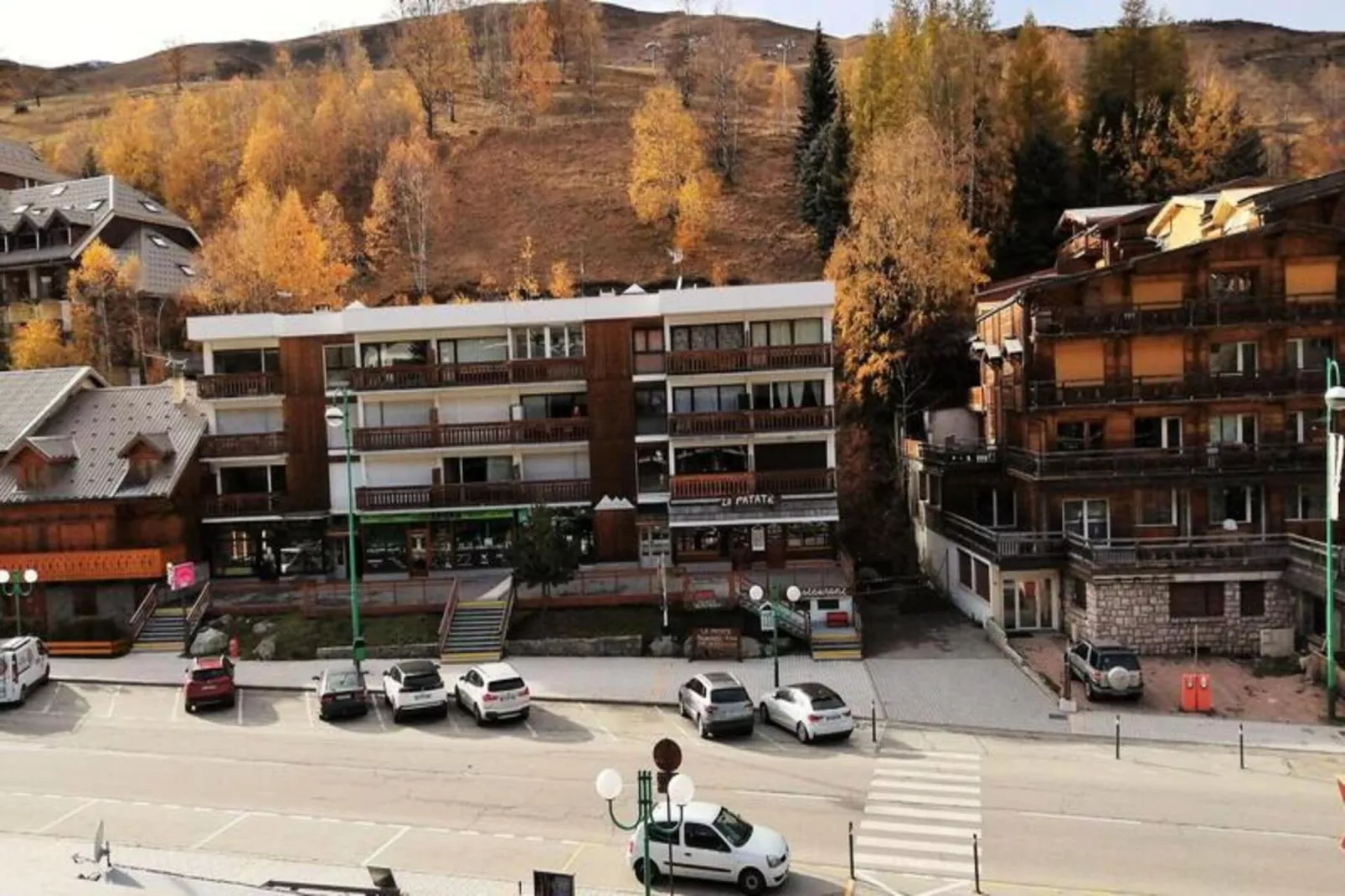 Résidence Olympe-Buitenkant zomer