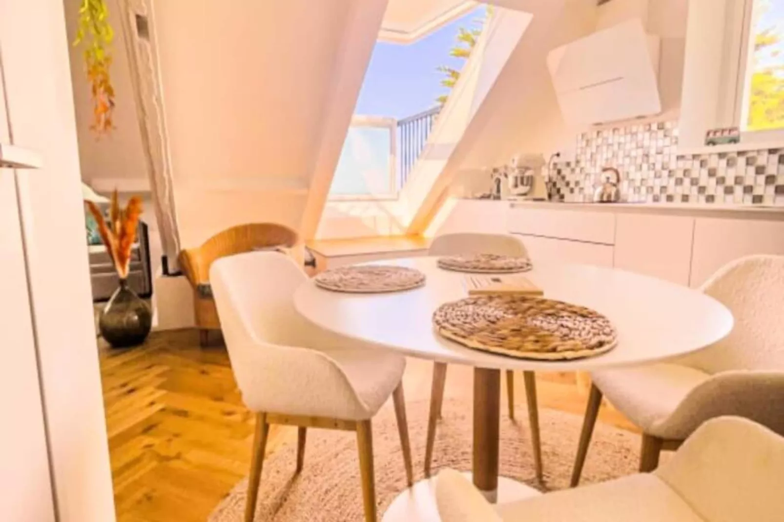 Maison Regent & Spa - Au Dessus Des Vagues-Image-tags.