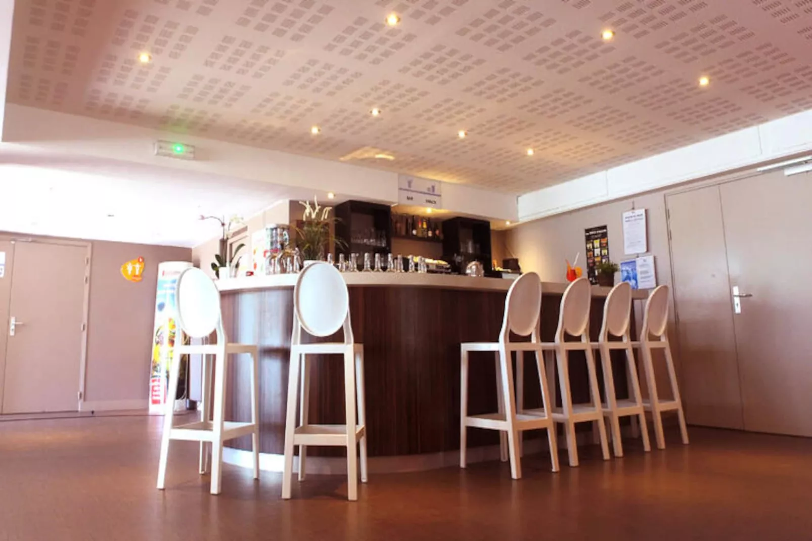 VVF Montpeyroux Auvergne-Image-tags.