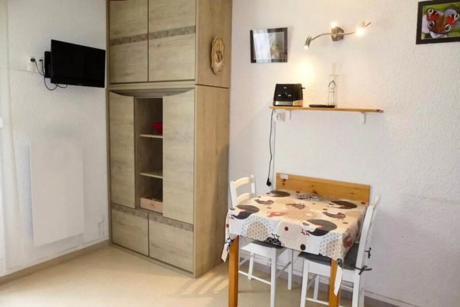 Résidence Neouvielle-Eetkamer