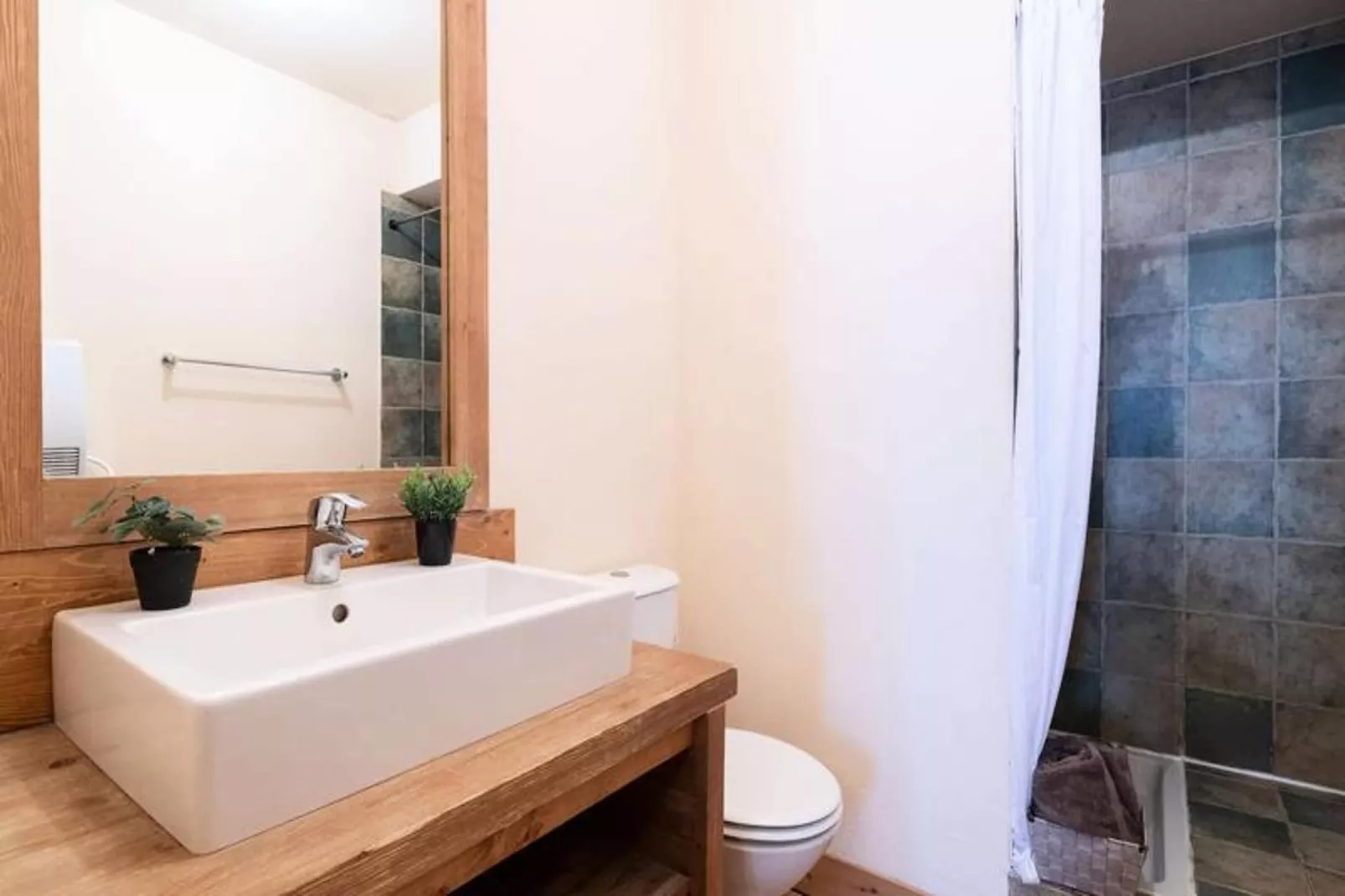 Résidence Cami Real-Badkamer