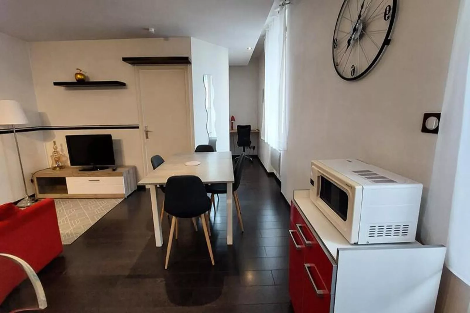 Résidence Le Juturna-Eetkamer