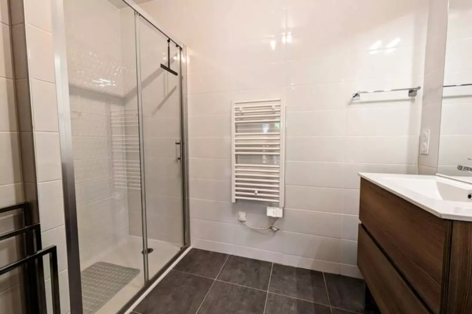 Spacieux Appartement Au Pied Des Pistes-Image-tags.