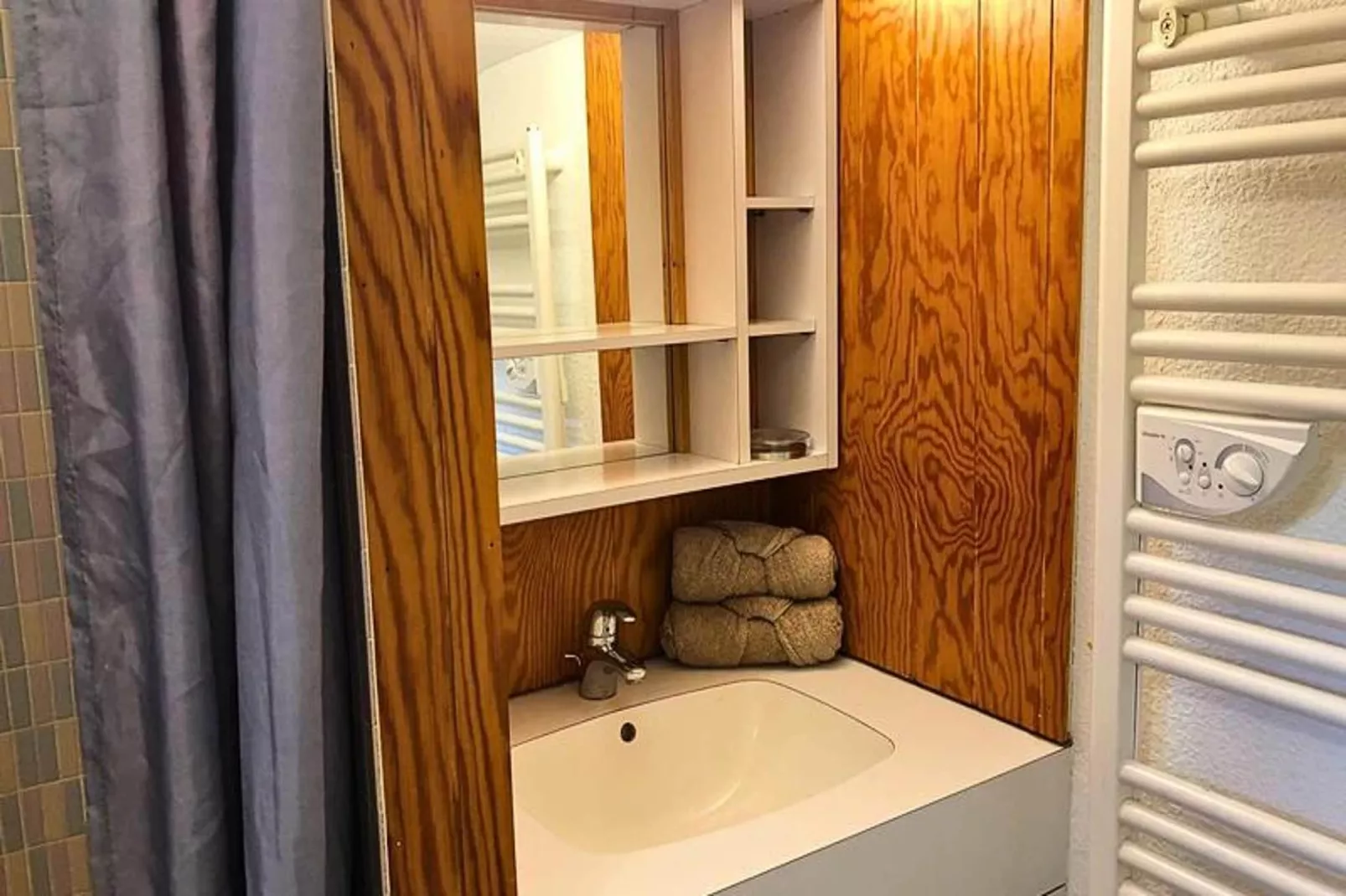 Résidence Cotes-Badkamer