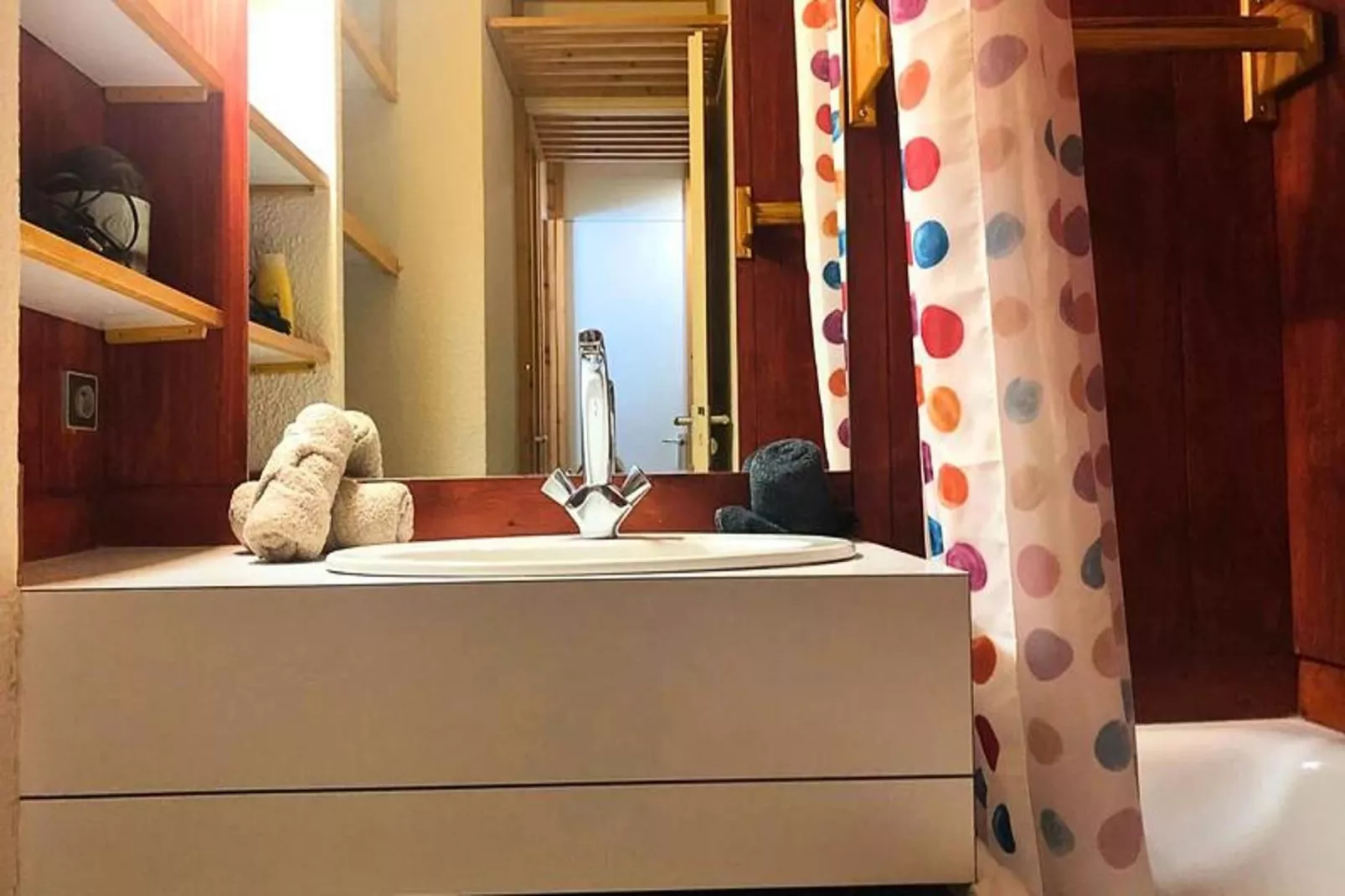 Résidence Roche Combe-Badkamer