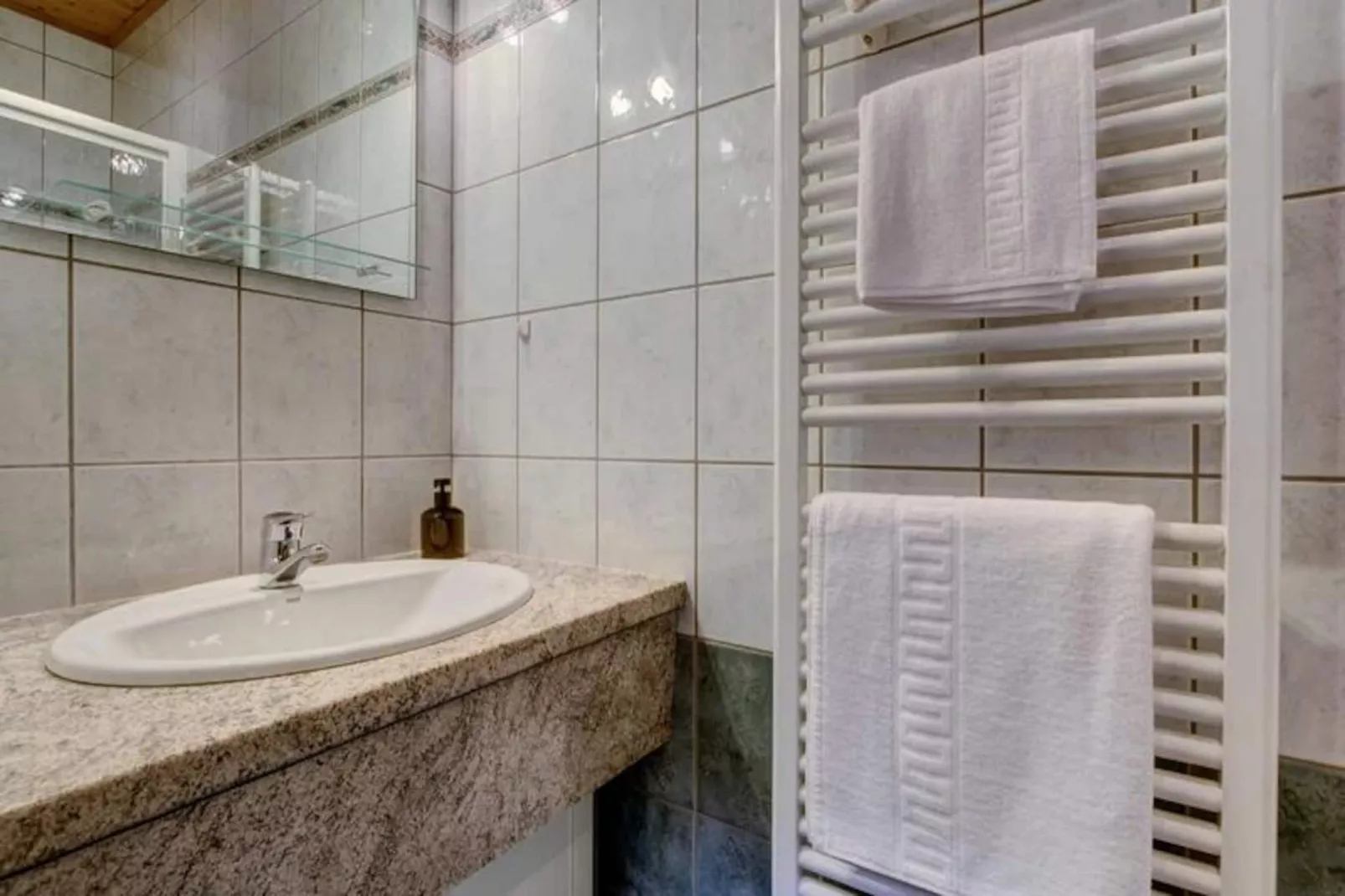 Résidence La Ruche-Image-tags.