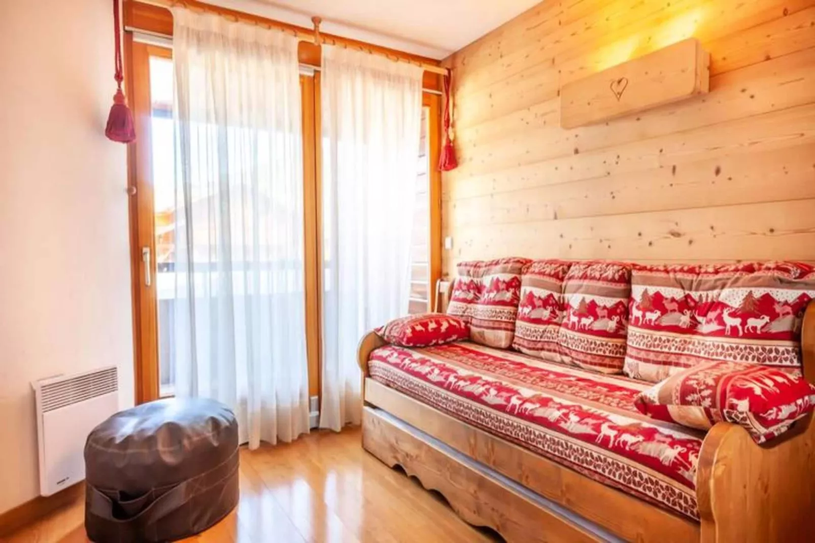 Résidence La  Ploche-Buitenkant zomer