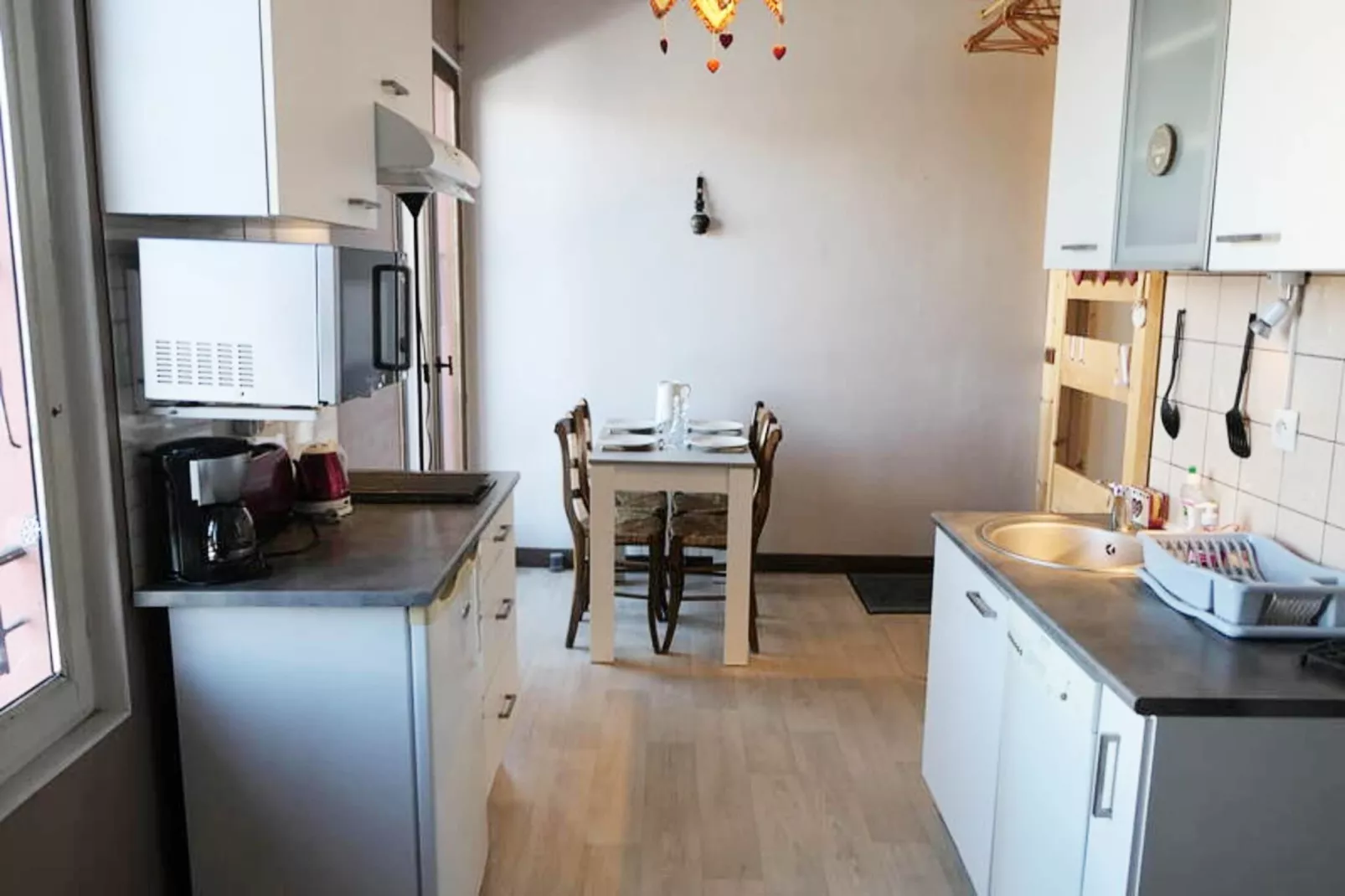 Résidence Les Bruyeres-Buitenkant zomer