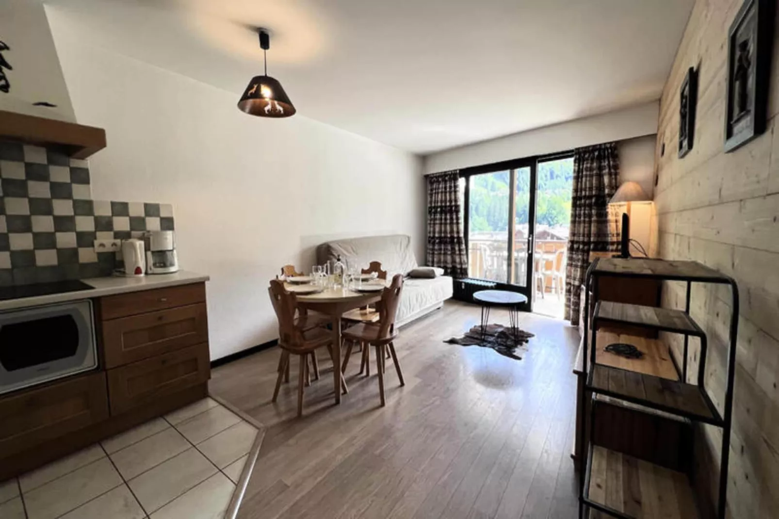 Appartements à La Clusaz-Eetkamer