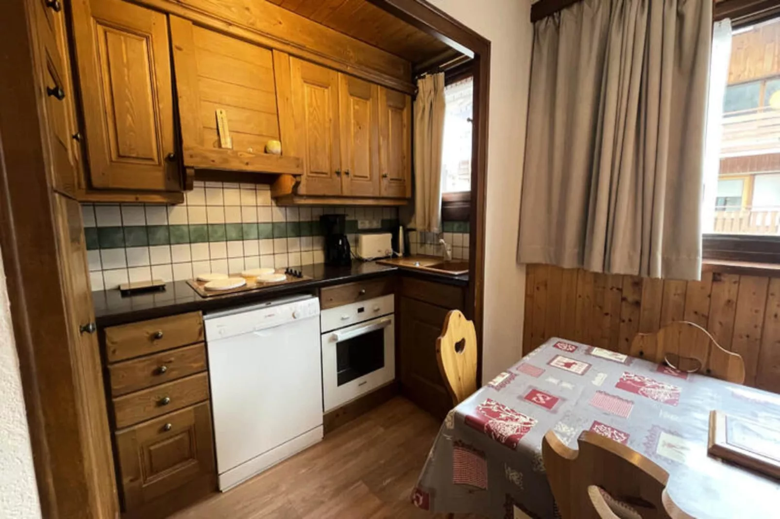 Appartements à La Clusaz-Eetkamer