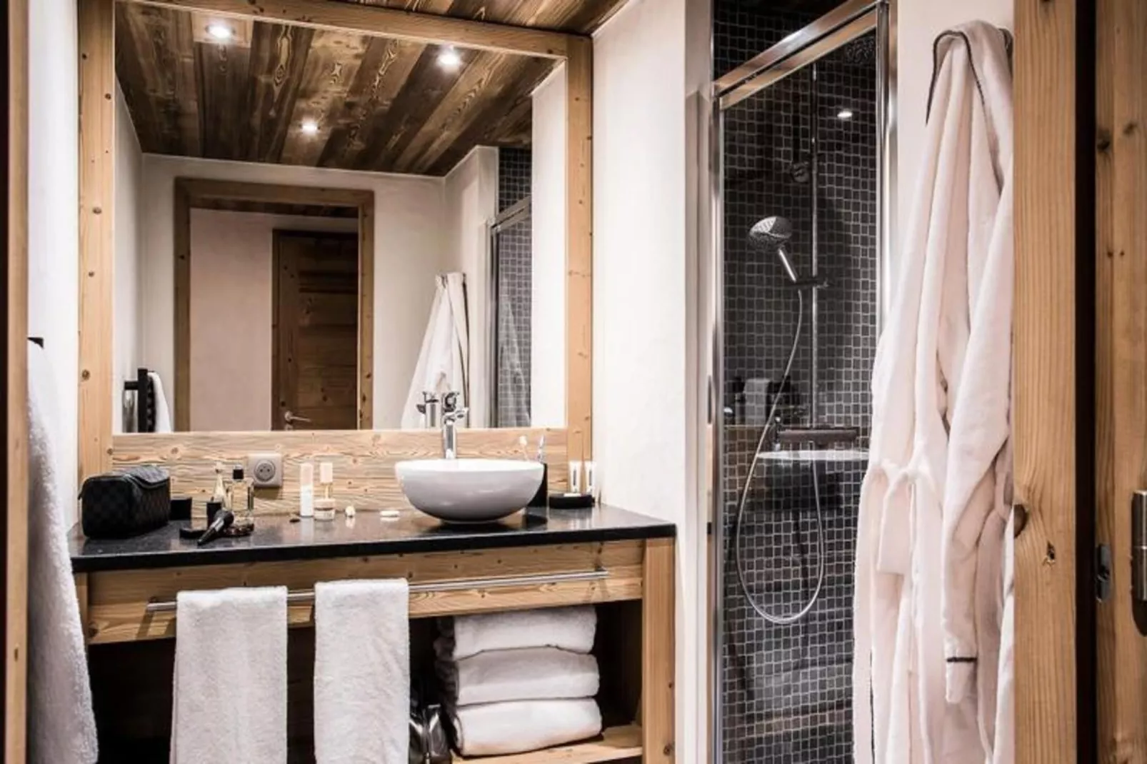 Résidence Les Cimes*****-Badkamer