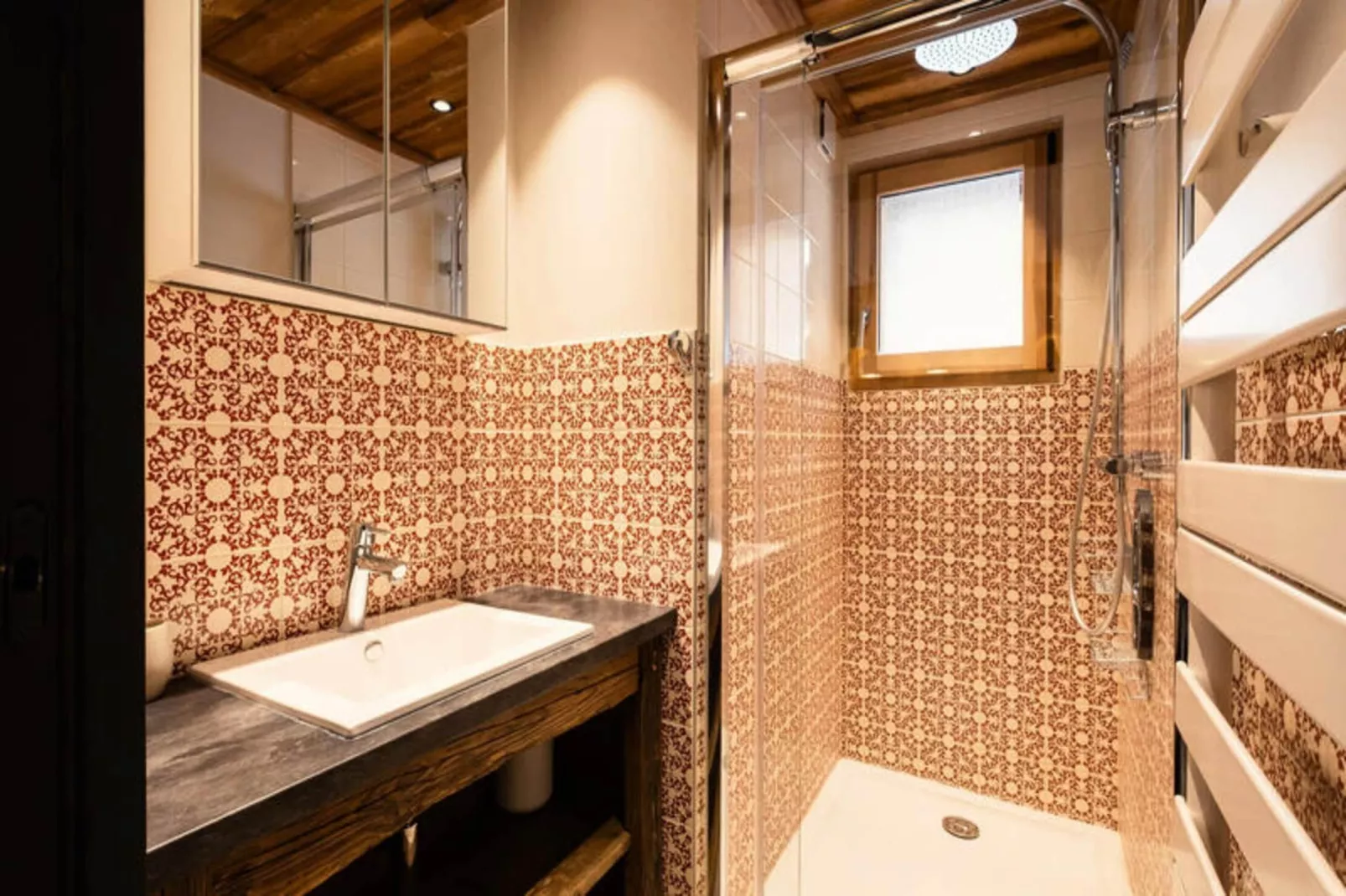 Residence Du Centre D-Buitenkant zomer