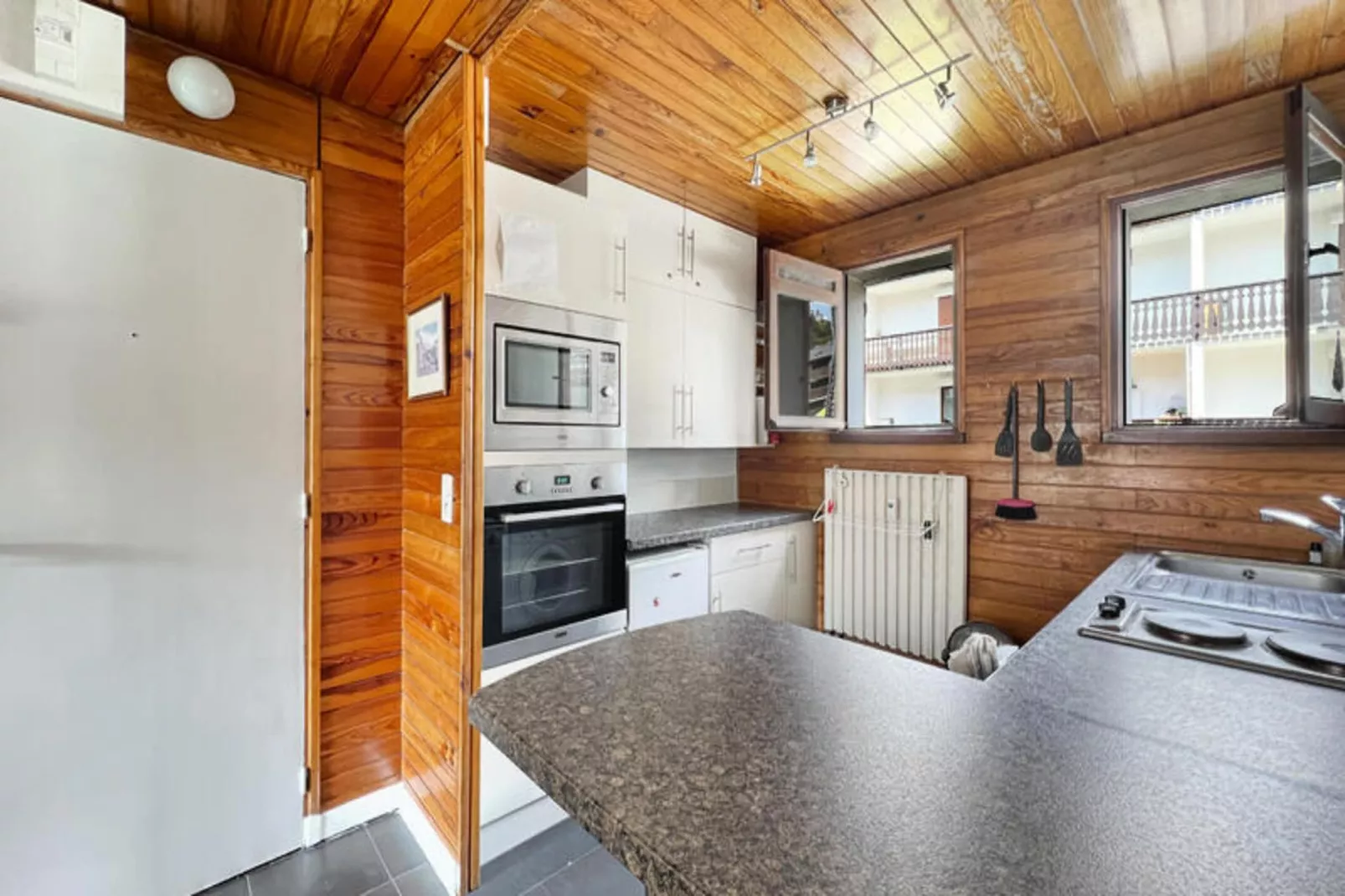 Appartements à Les Carroz-d'Arâches-Buitenkant zomer