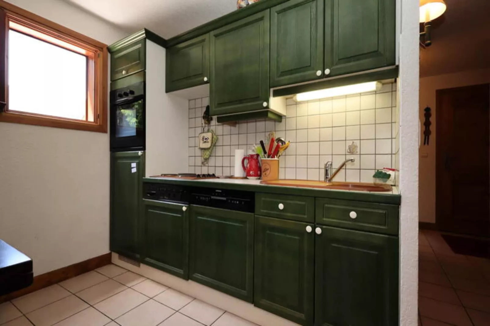 Résidence Les Eaux Rousses-Buitenkant zomer