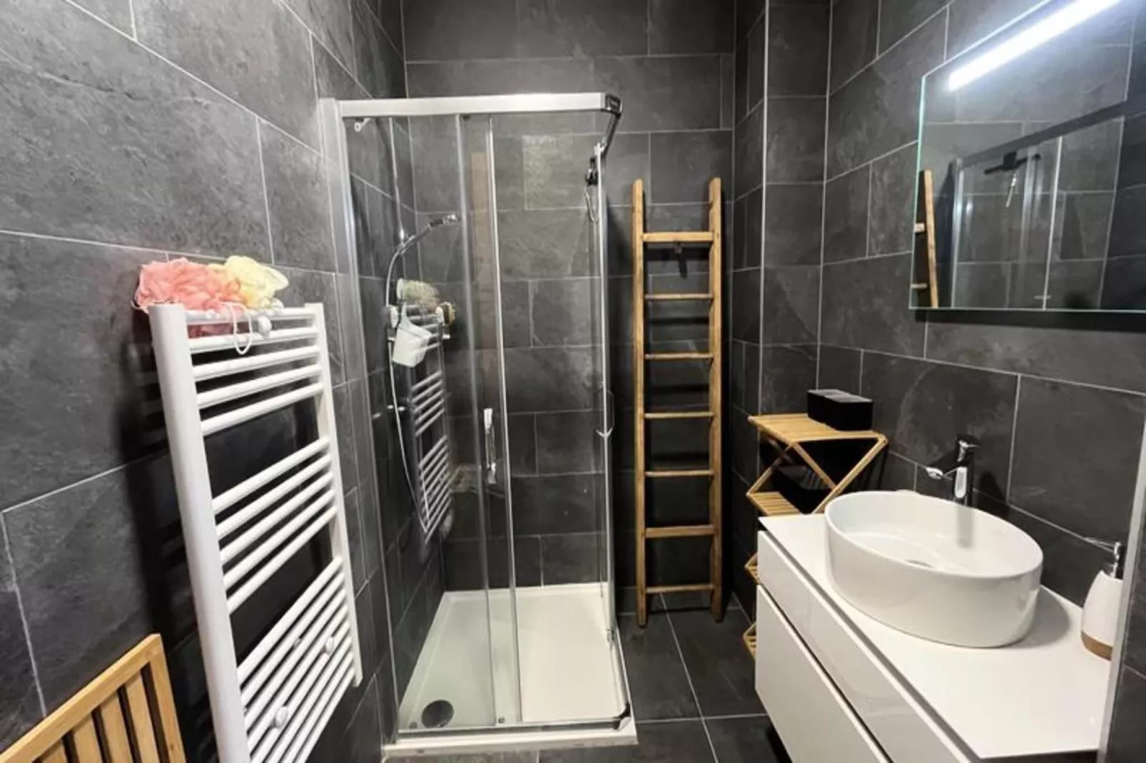 Résidence Alpujarra-Badkamer