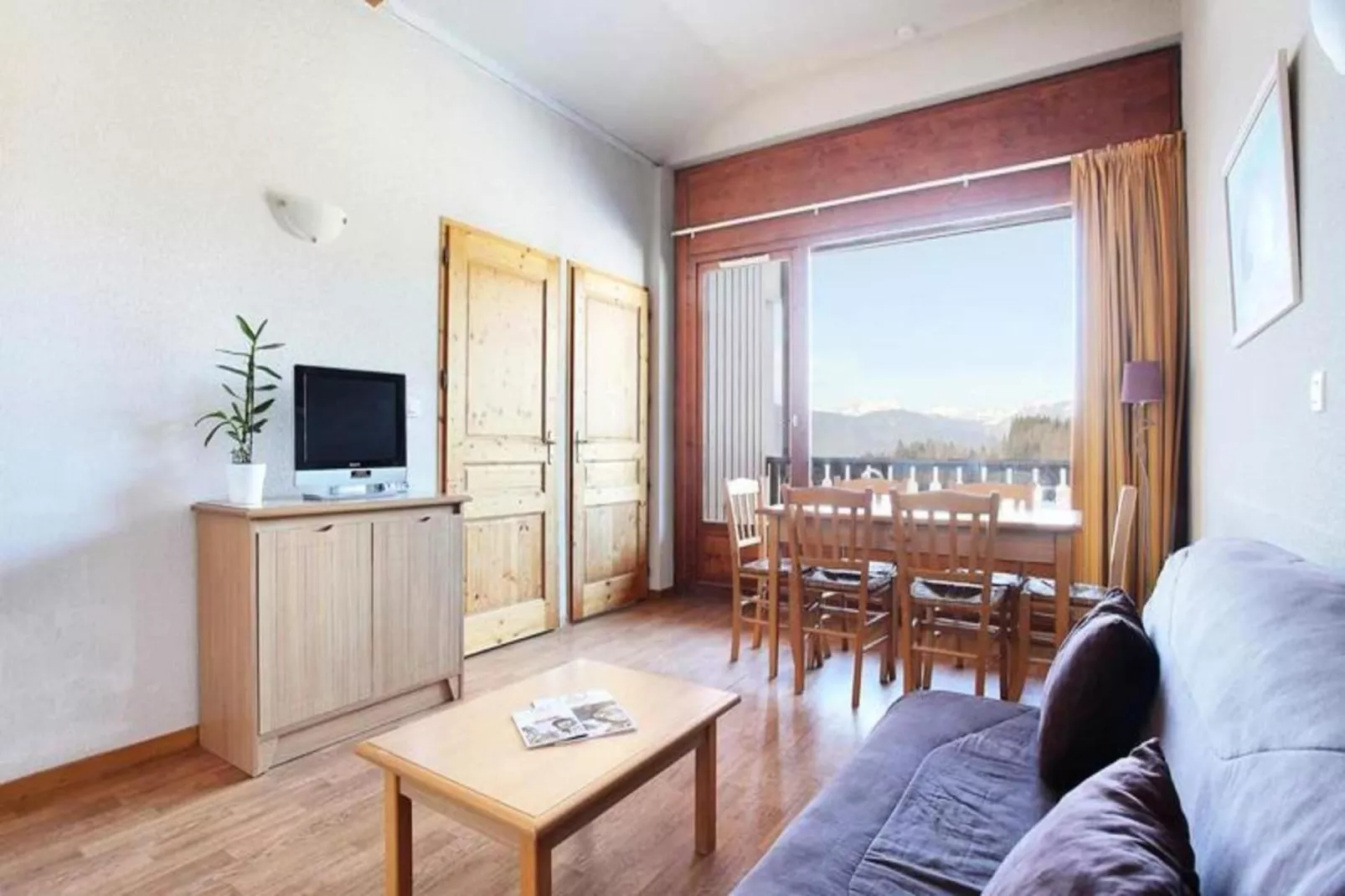 Résidence Odalys Le Buet**-Buitenkant zomer