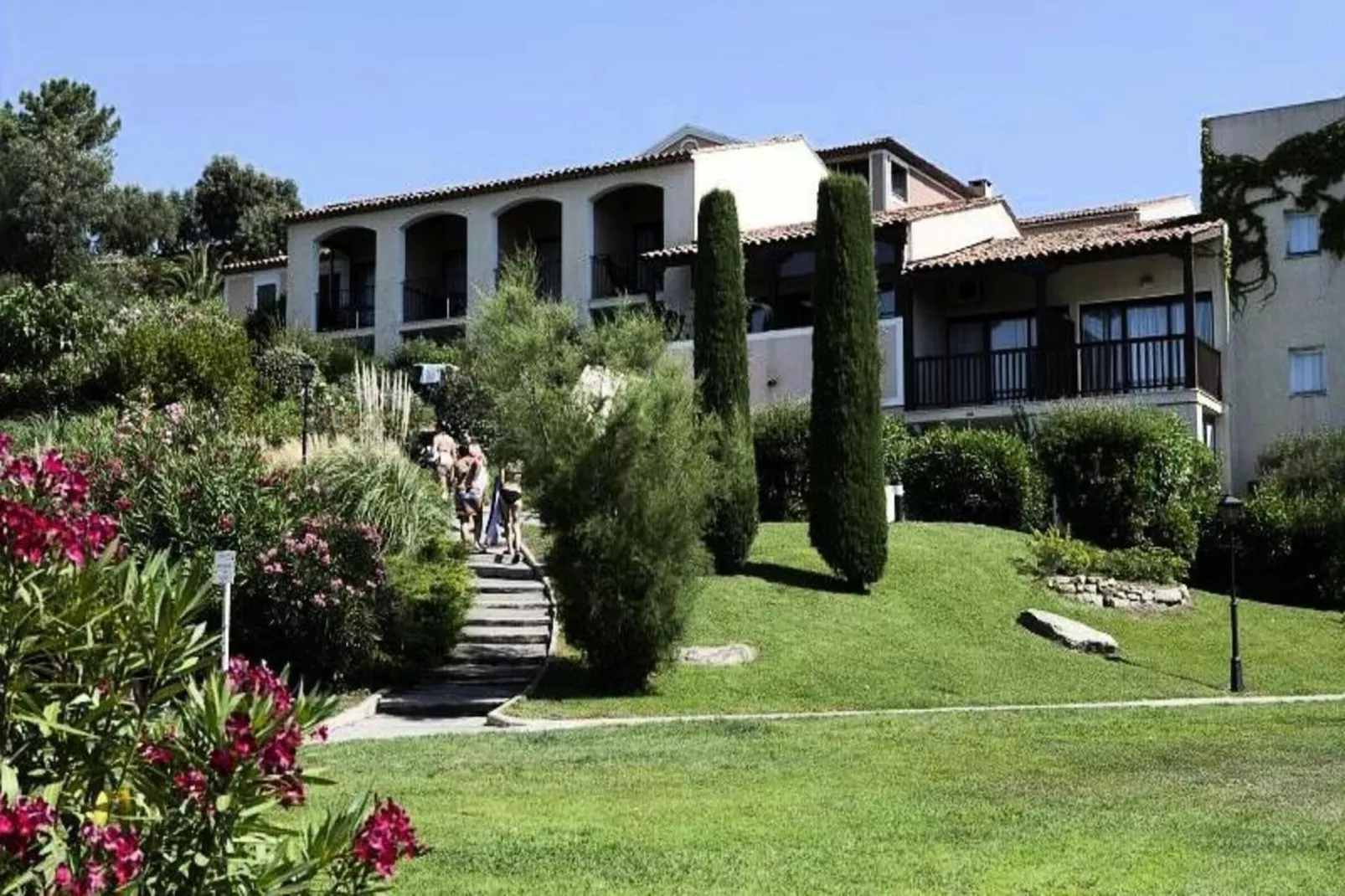 Résidence Les Parcs de Grimaud - maeva Home-Buitenkant zomer