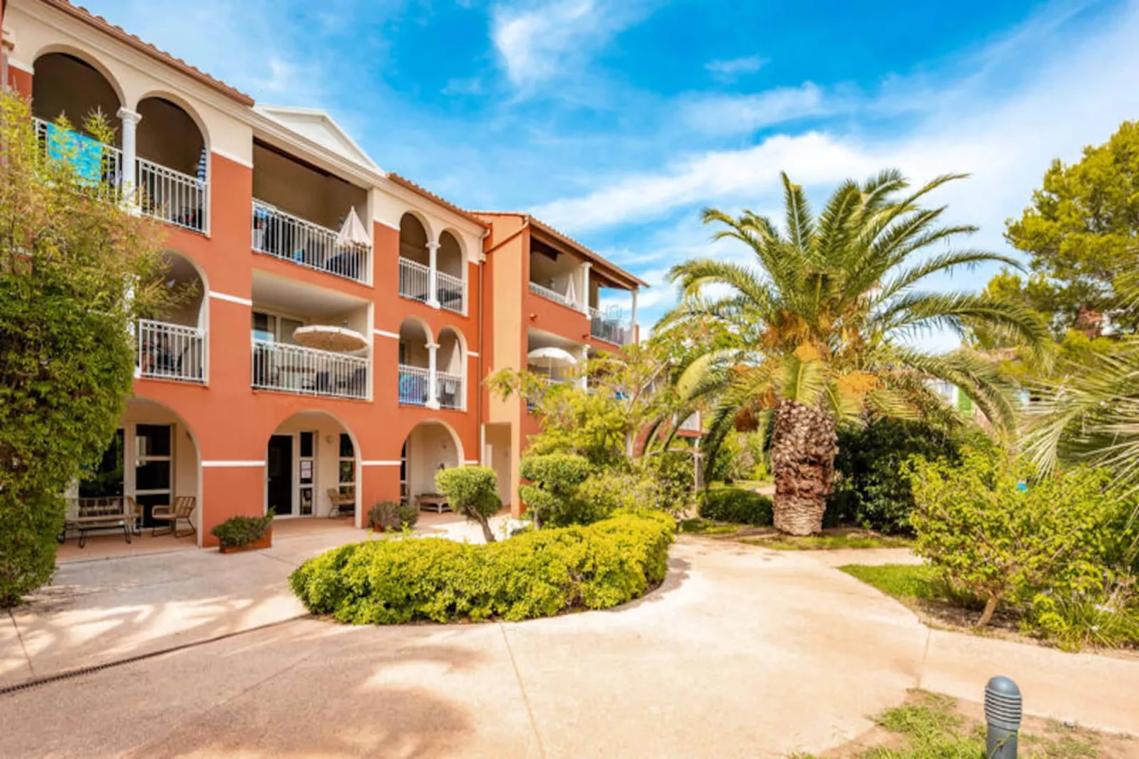 Résidence Le Hameau de la Pinède - maeva Home-Image-tags.