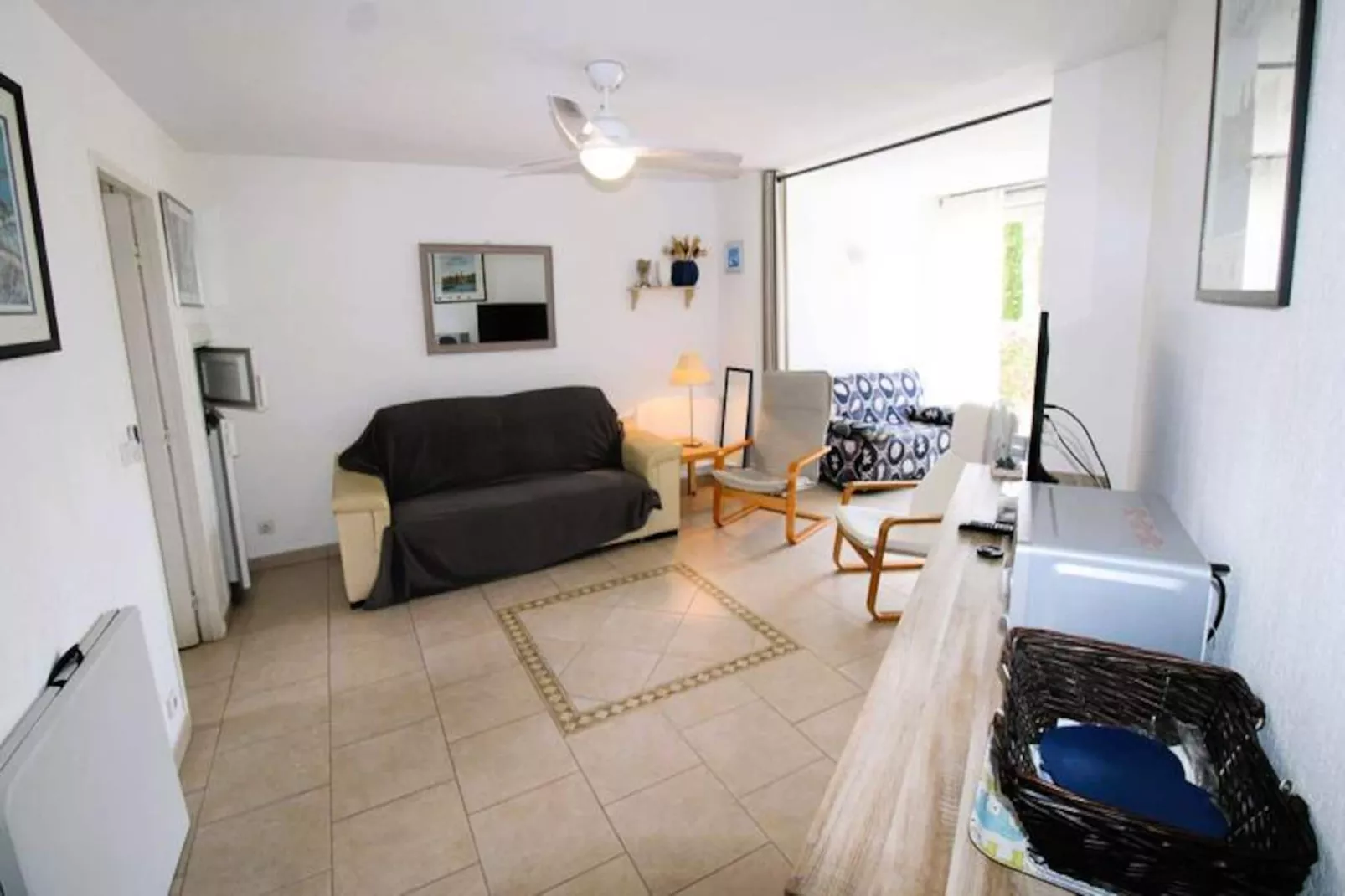 Résidence Les Marines De Gassin-Image-tags.