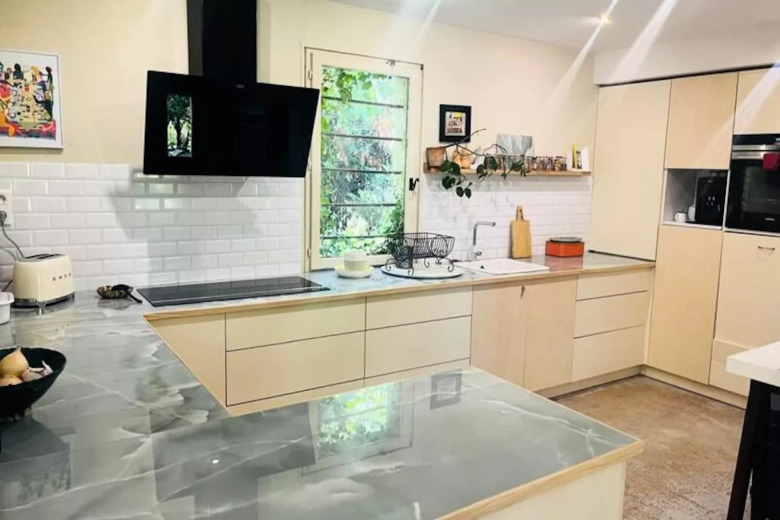 Maison Avec Piscine Et Vue Imprenable Sur Le Luberon-Image-tags.