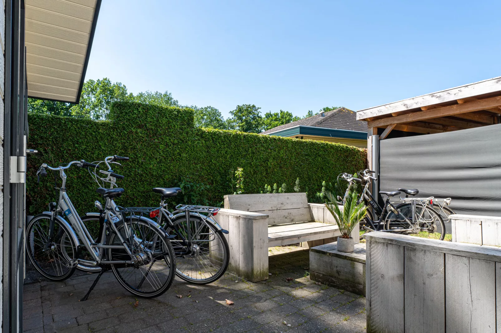 Chalet Kieftveen Voorthuizen 6 pax-Uitzicht zomer