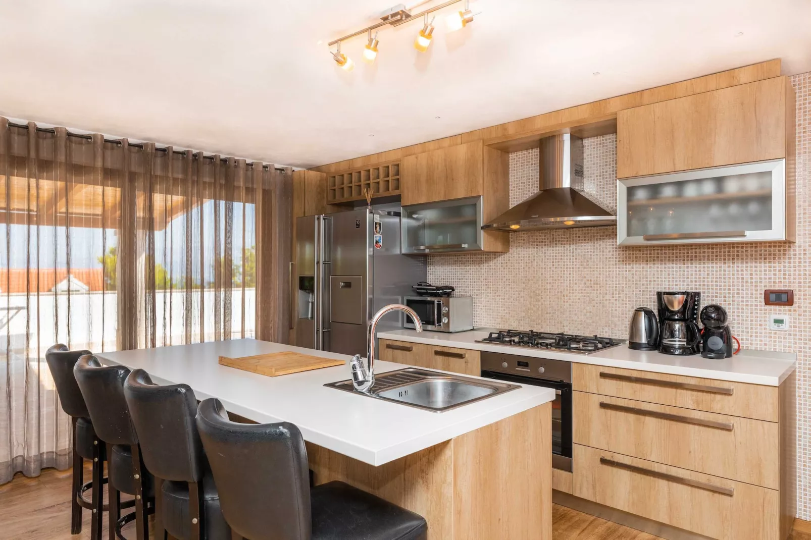 Villa Anabella - Four bedroom Villa with Swimming pool-Keuken