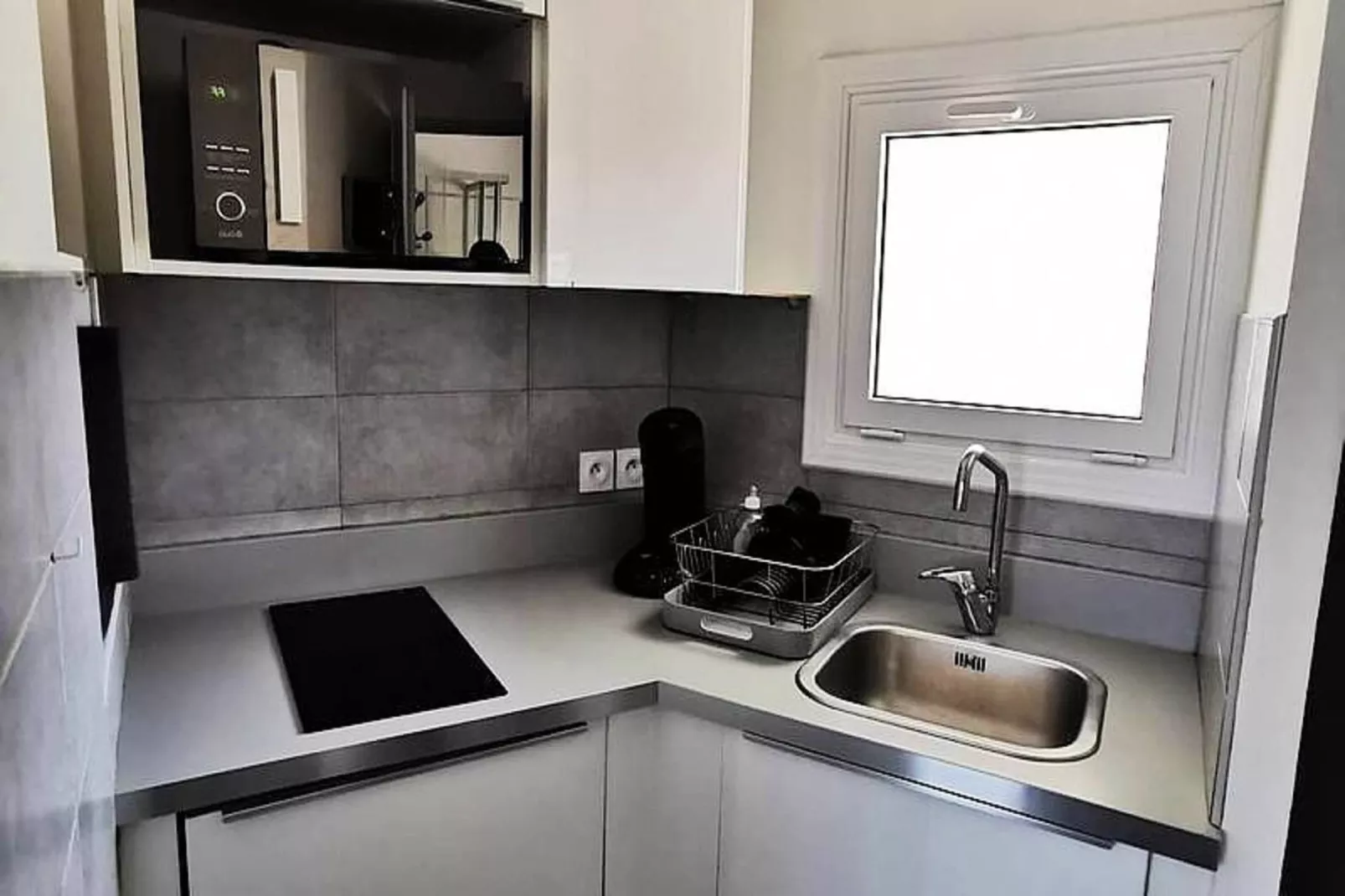 Résidence "le Château Leenhardt"-Badkamer