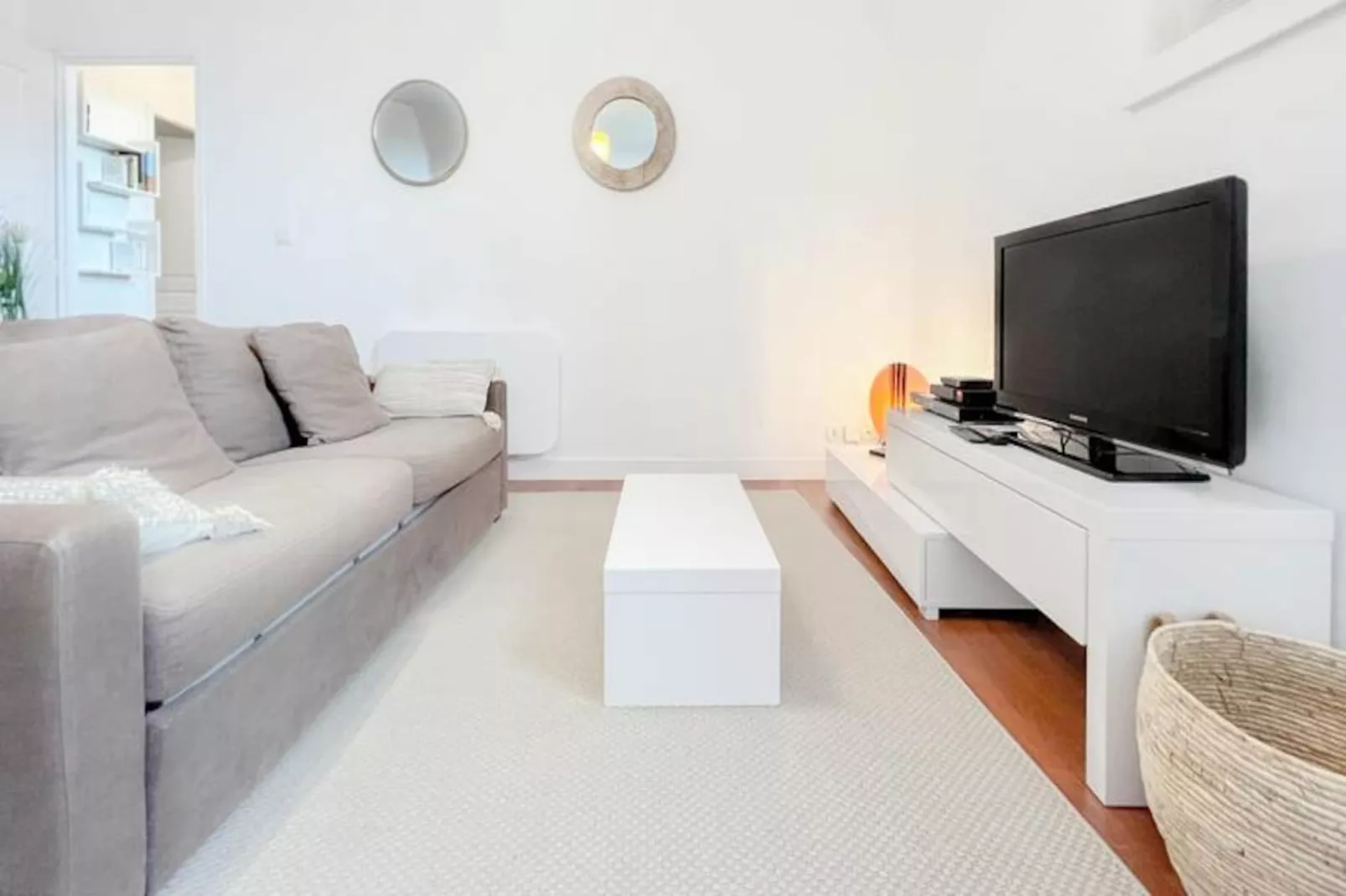 Bel Appartement Dans Un Immeuble Historique Proche Des All&eacute;es De Tourny-Image-tags.