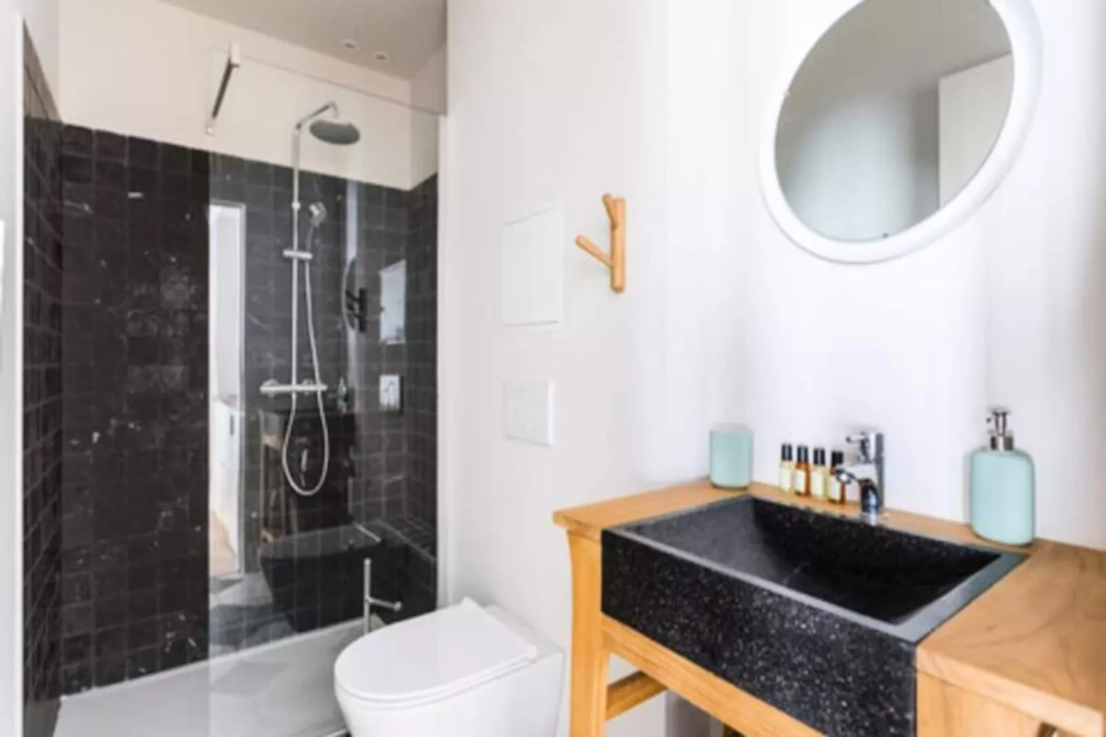 Appartement &agrave; La Belle Pierre Et Lumineux Pour 4 Situ&eacute; Dans L'hypercentre-Image-tags.