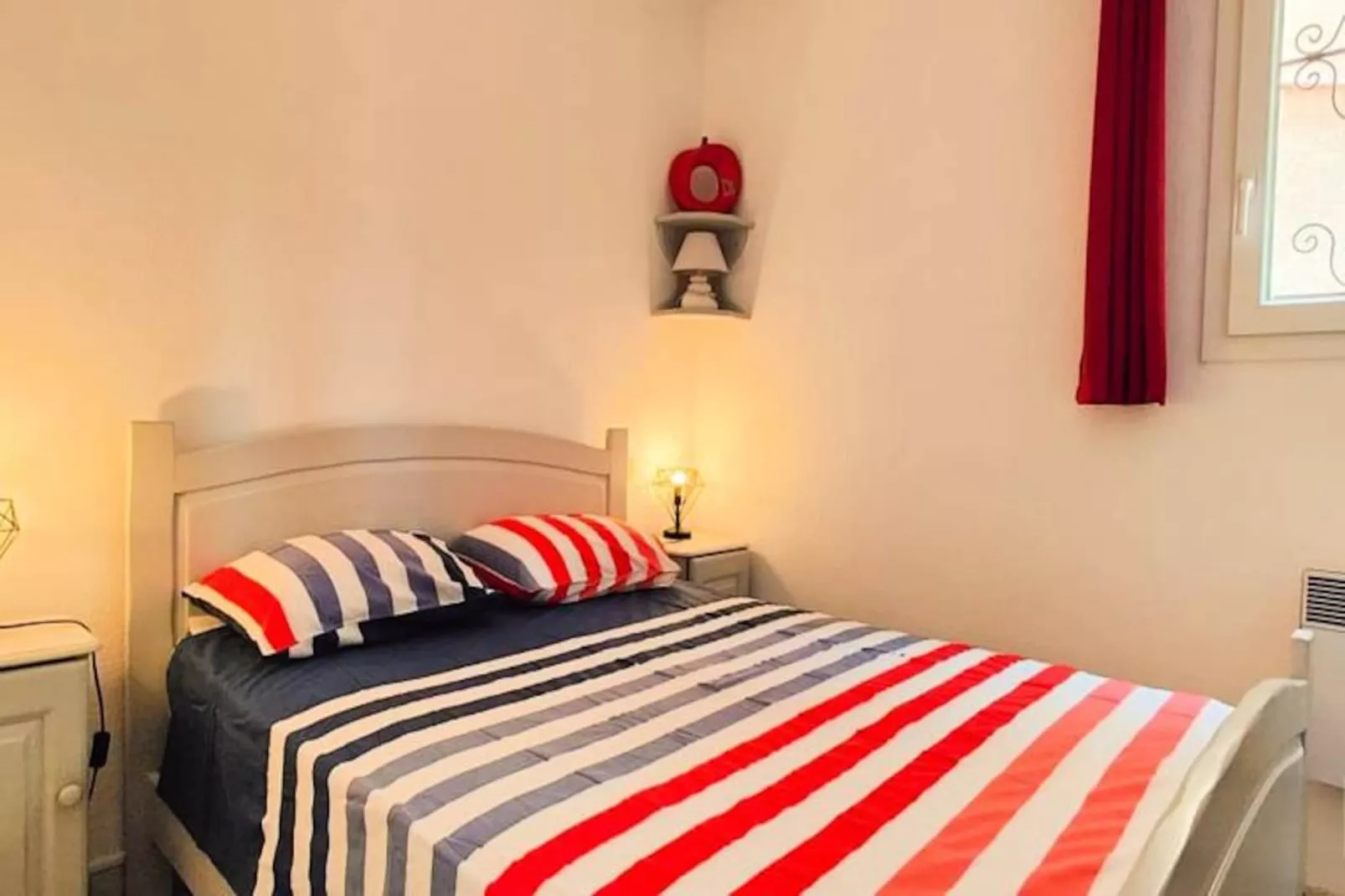 Maison De Vacances Climatis&eacute;e &agrave; 600m De La Plage-Image-tags.