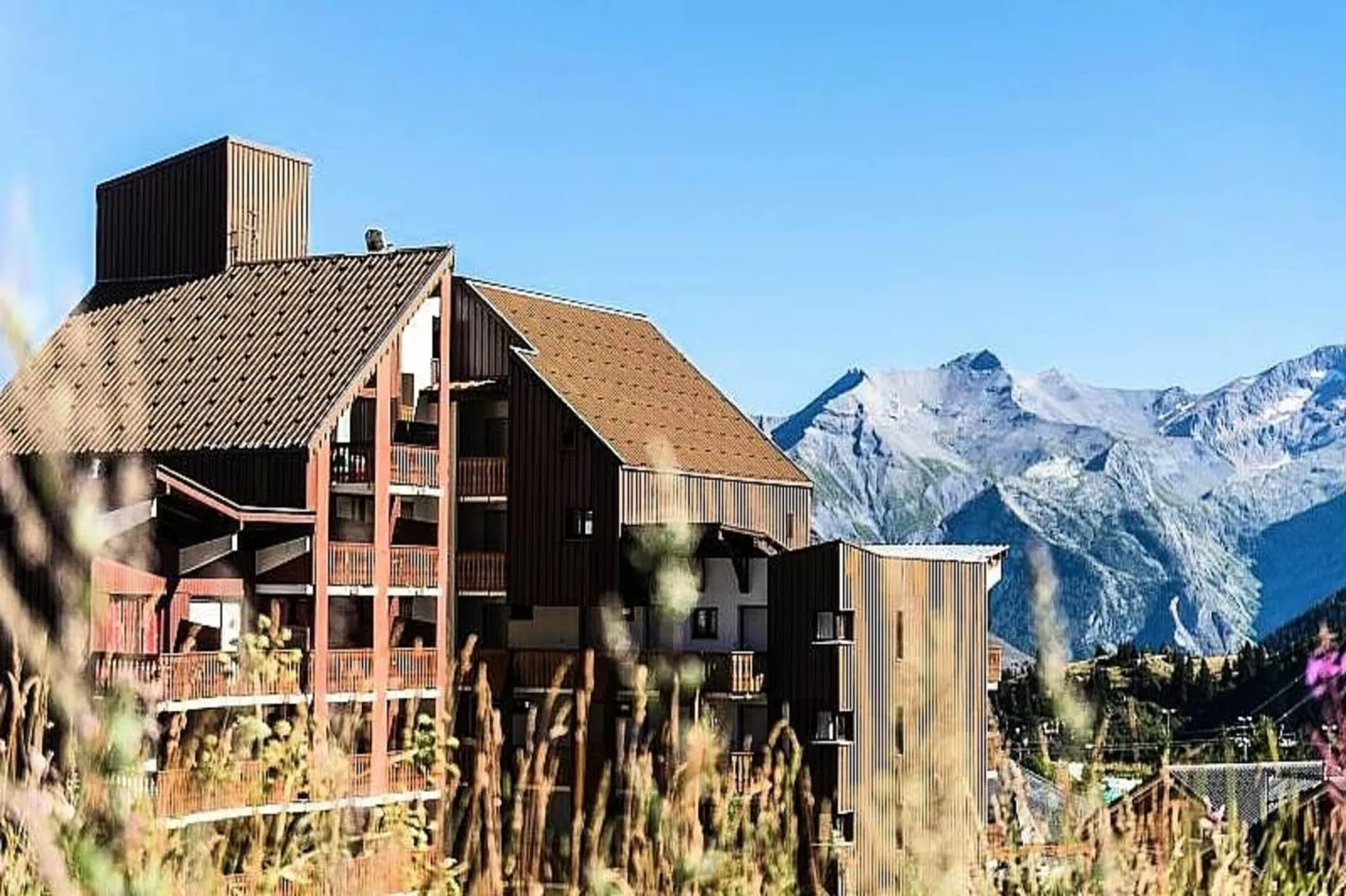 Résidence Les Mélèzes - Maeva Home-Buitenkant zomer