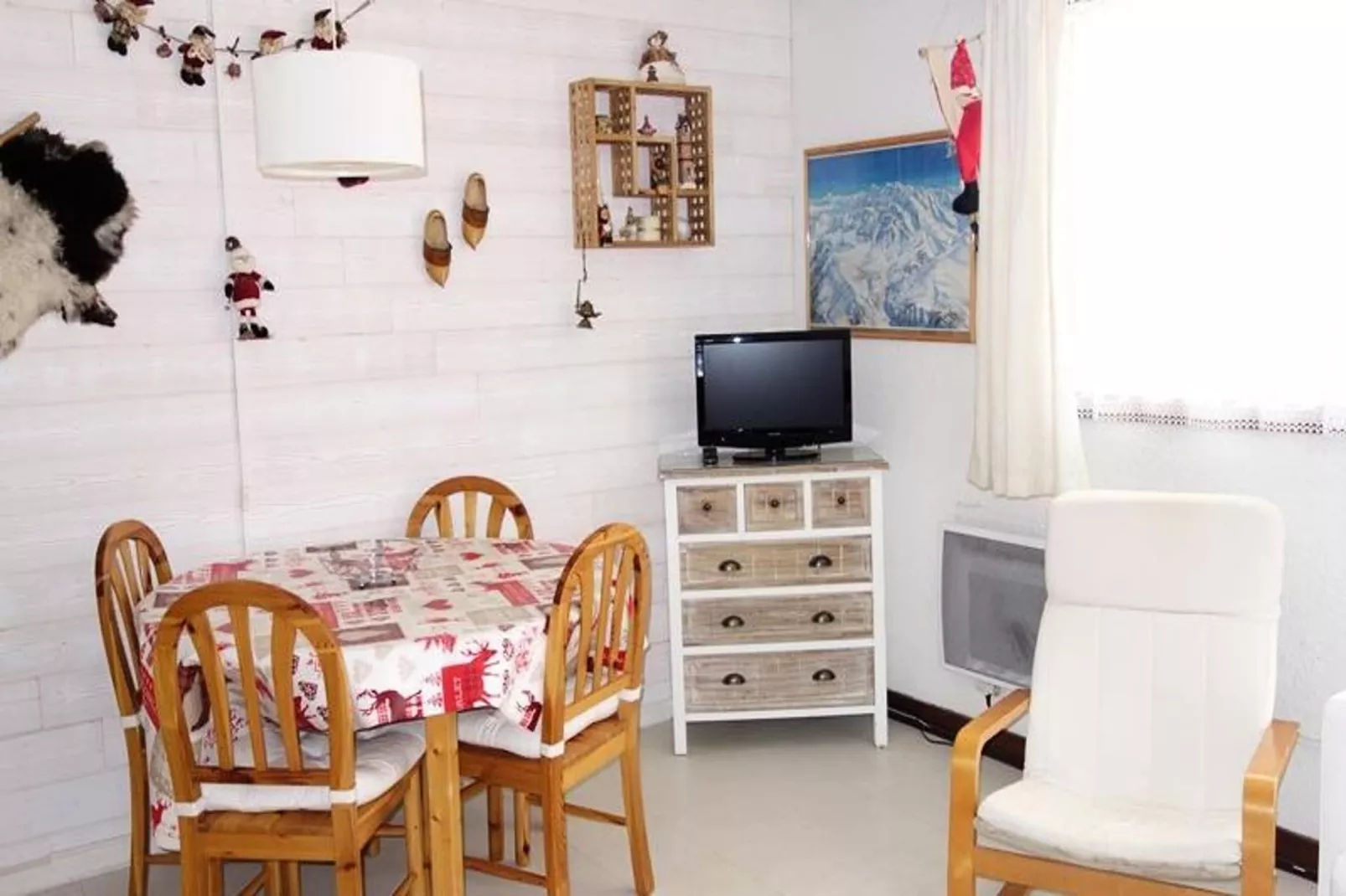 Résidence Lupins-Eetkamer