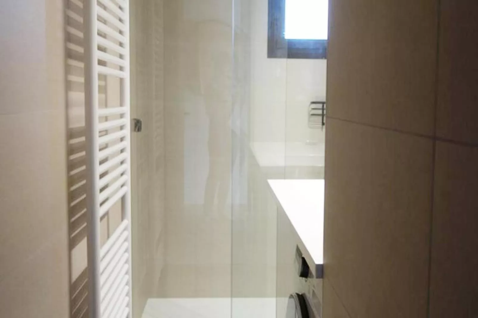 Résidence Sures A-Badkamer