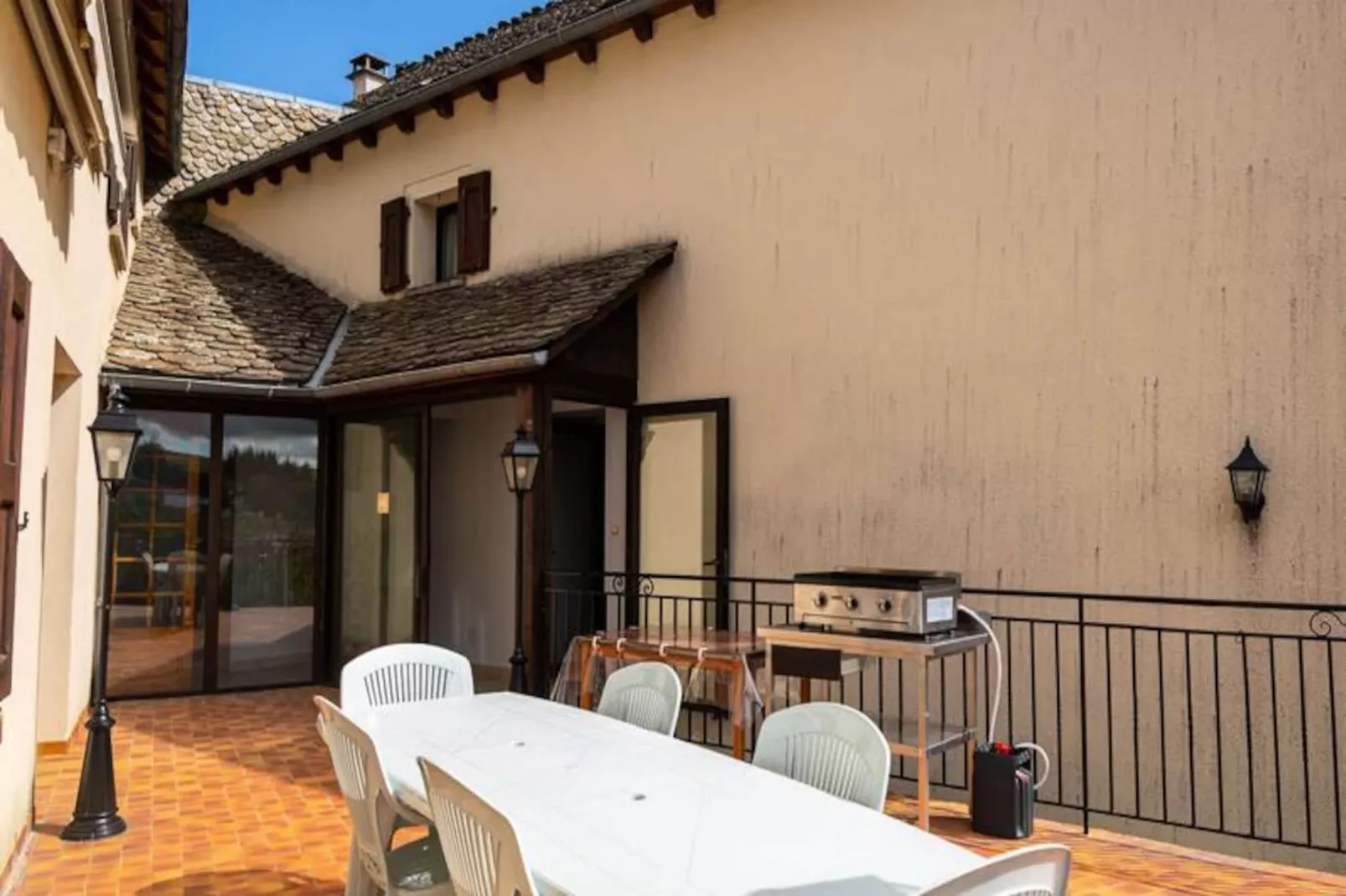 Gîte de France Bon aubrac pour 12 personnes 2 épis-Image-tags.