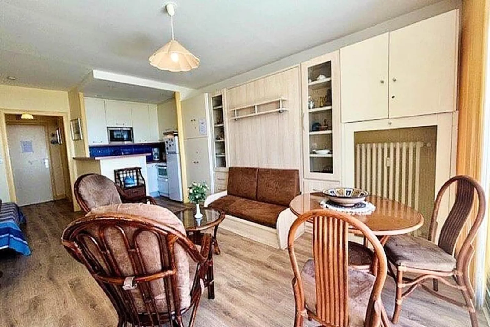 Résidence Les 3 Iles-Eetkamer