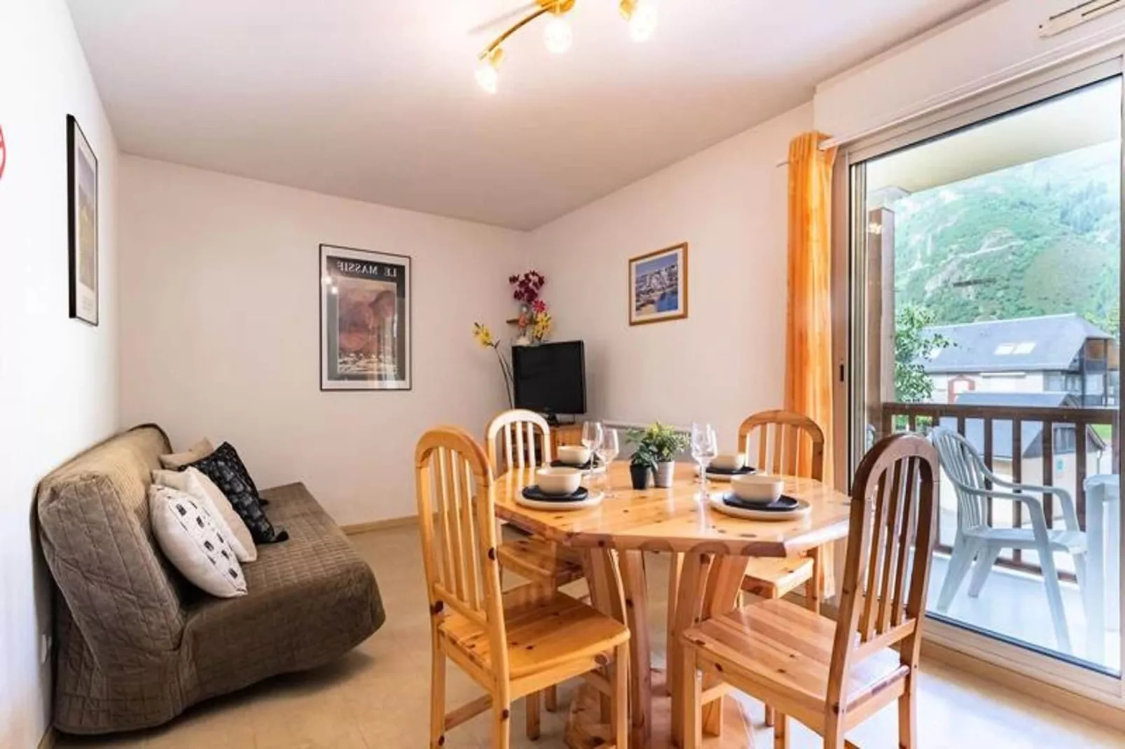 Résidence Montsegu-Woonkamer