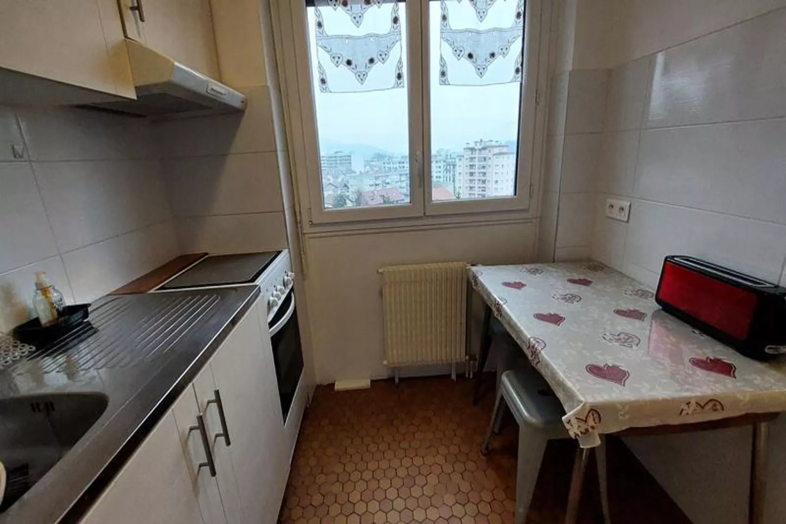 Résidence Montcalm D-Keuken