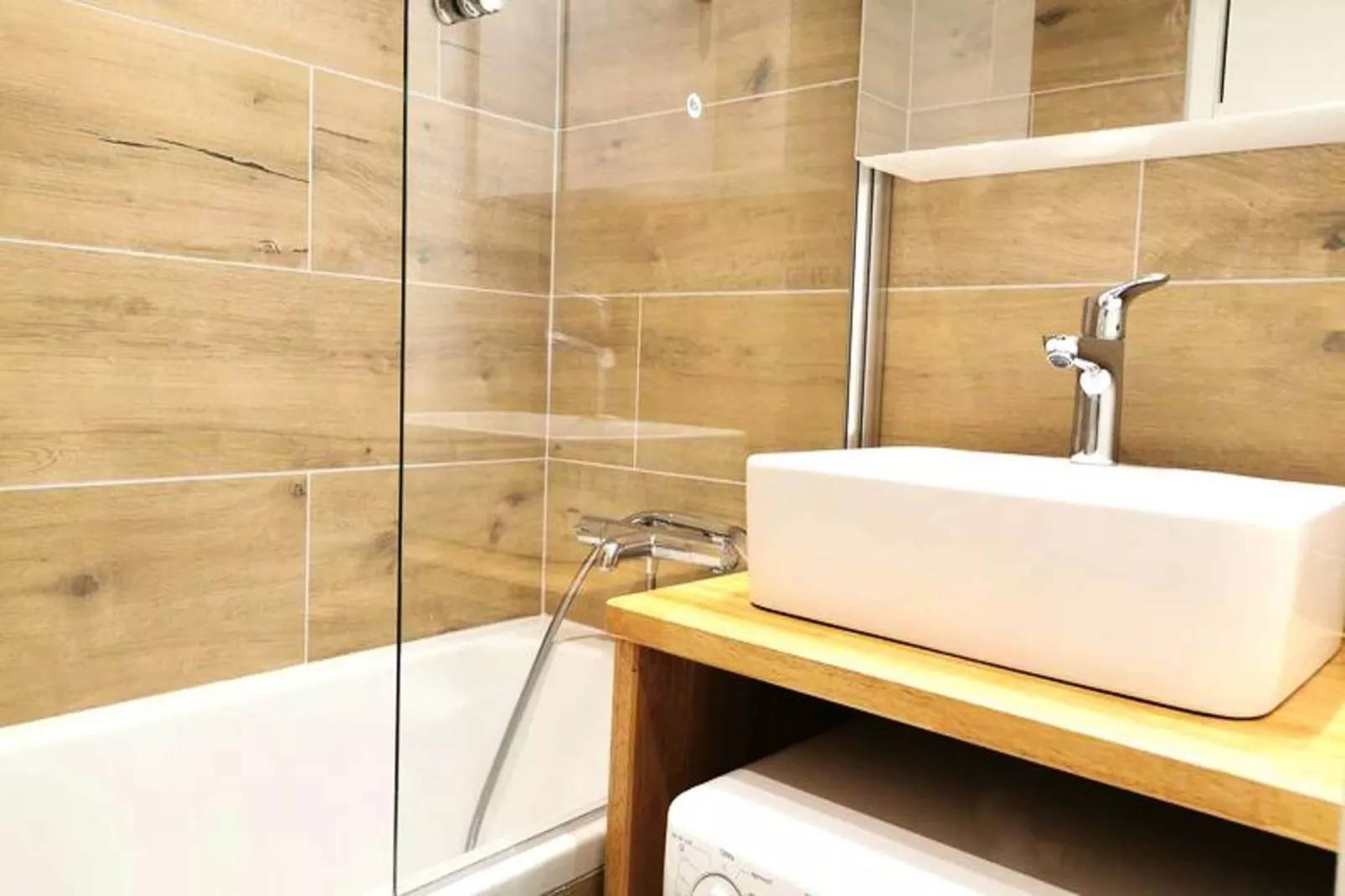 Résidence Cotes-Badkamer