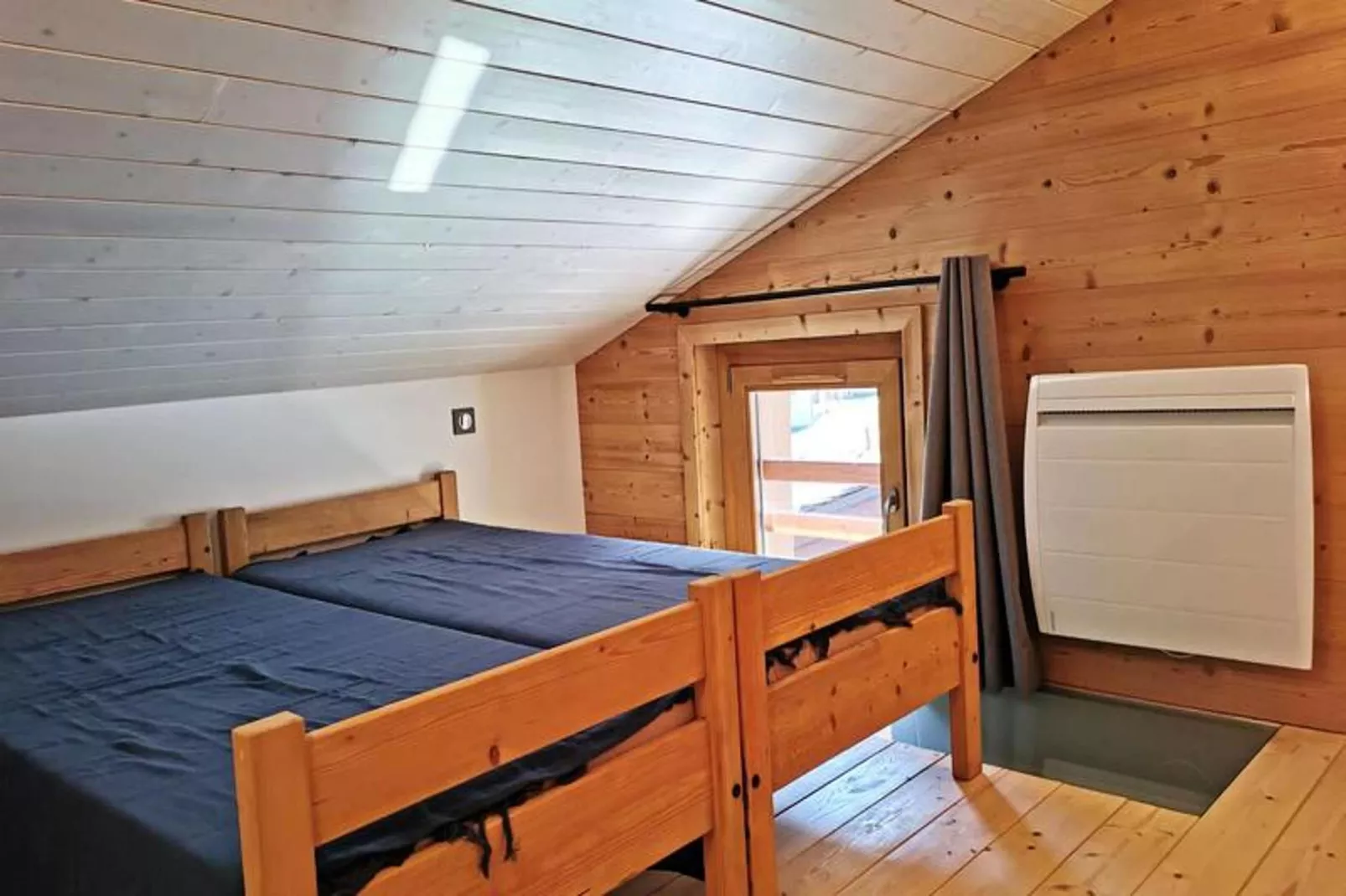 Résidence Lauziere Dessous-Slaapkamer