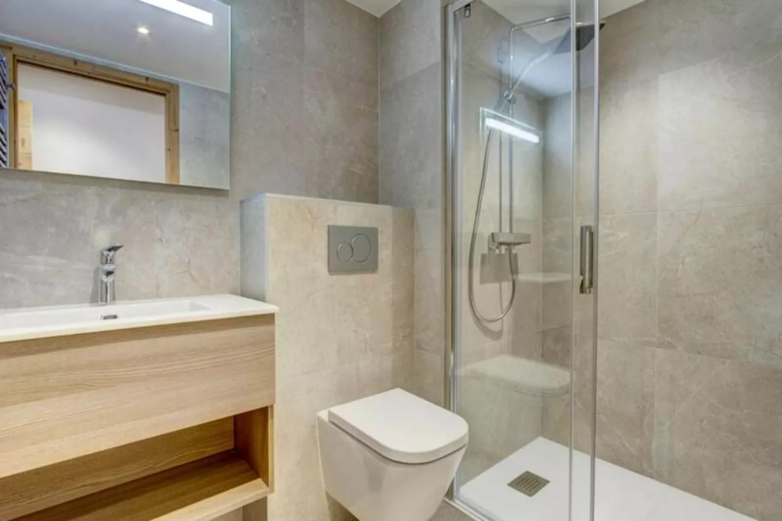 Résidence Echo Du Pleney - Buitenkant zomer