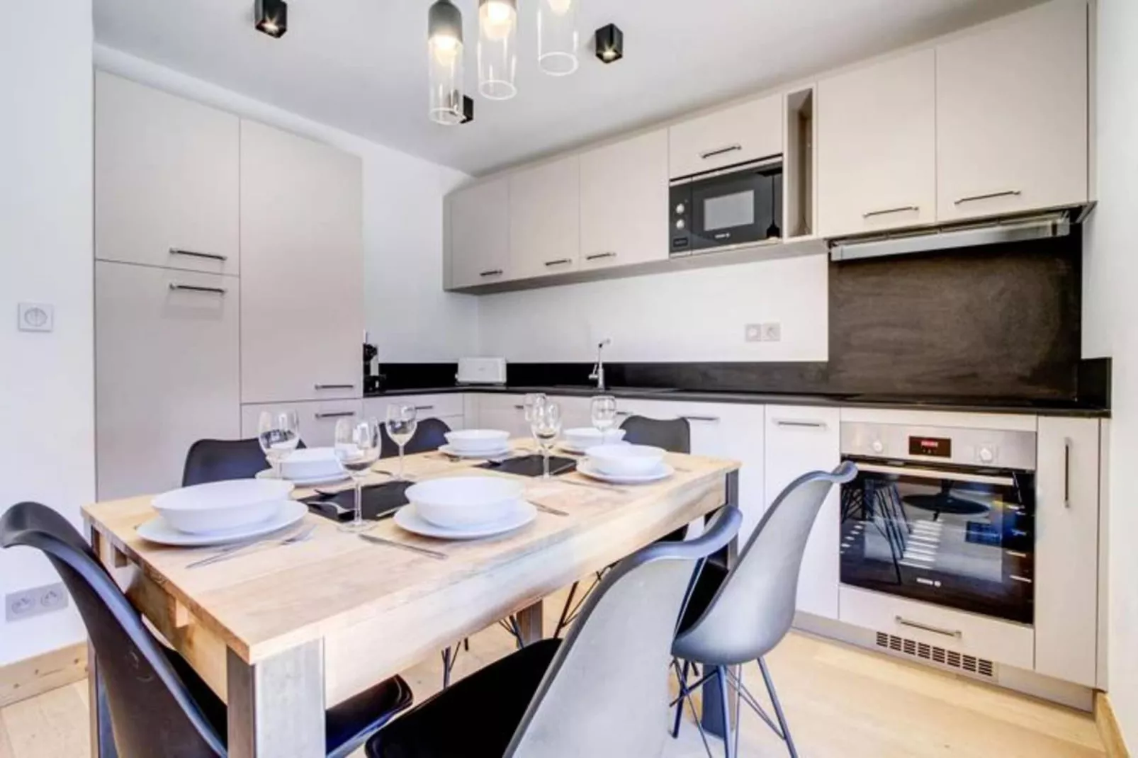 Résidence Frenes Hauts-Eetkamer