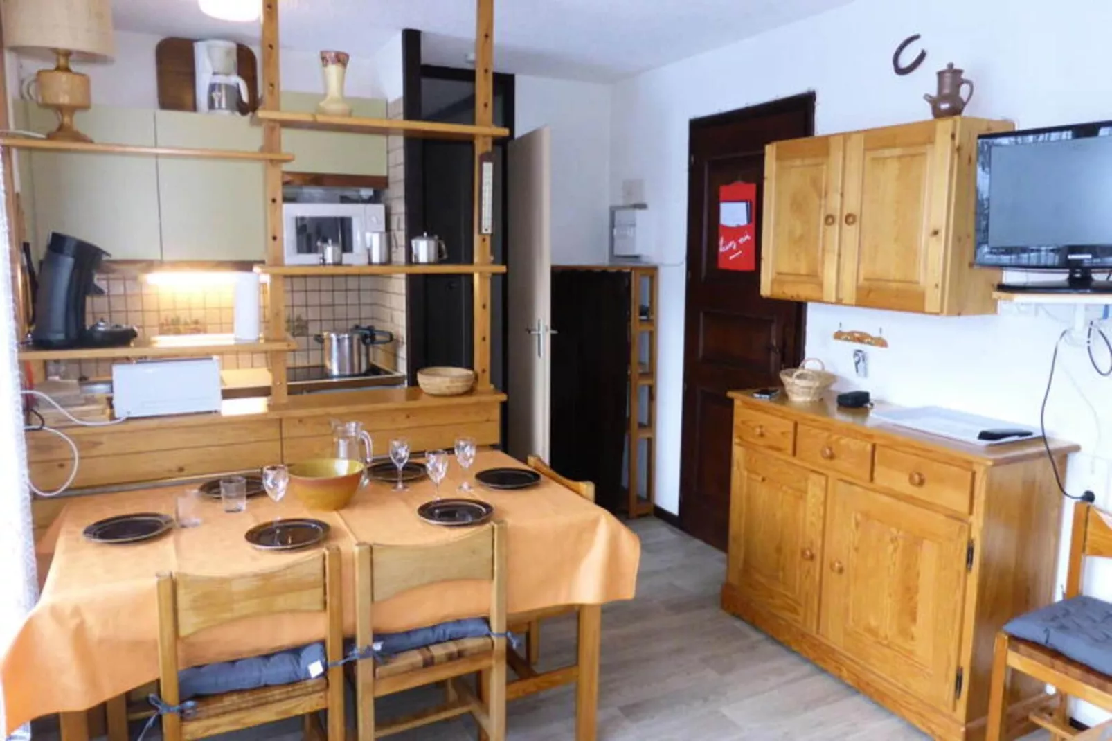 Résidence Bel'aval-Buitenkant zomer