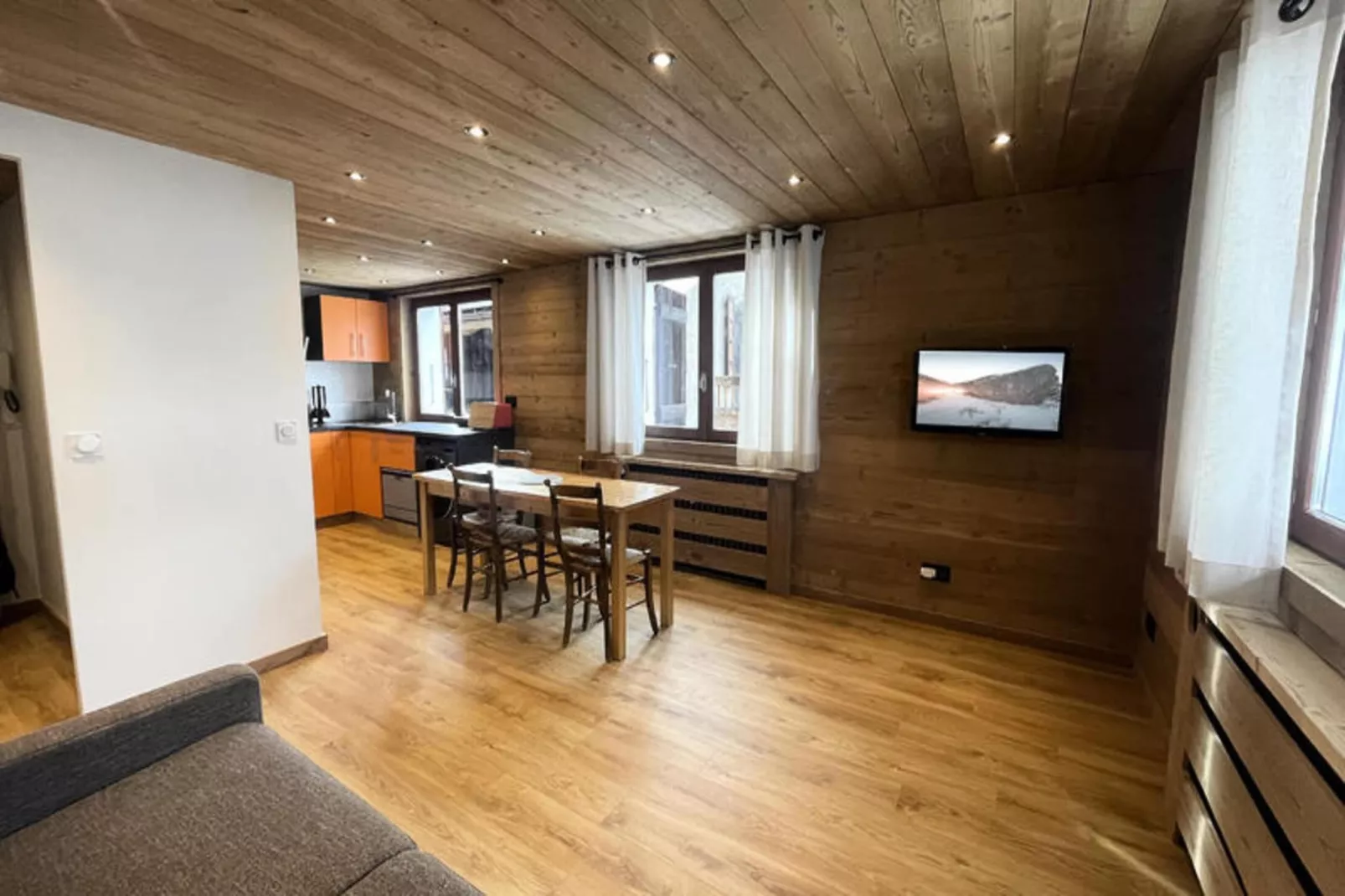 Appartements à La Clusaz-Eetkamer