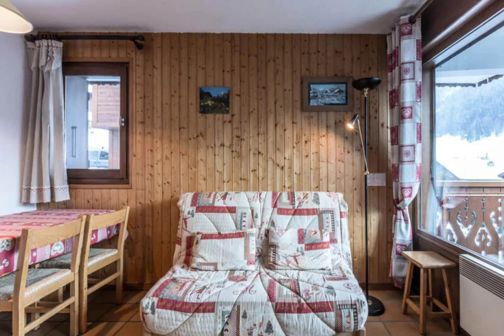 Résidence Domanial A-Buitenkant zomer