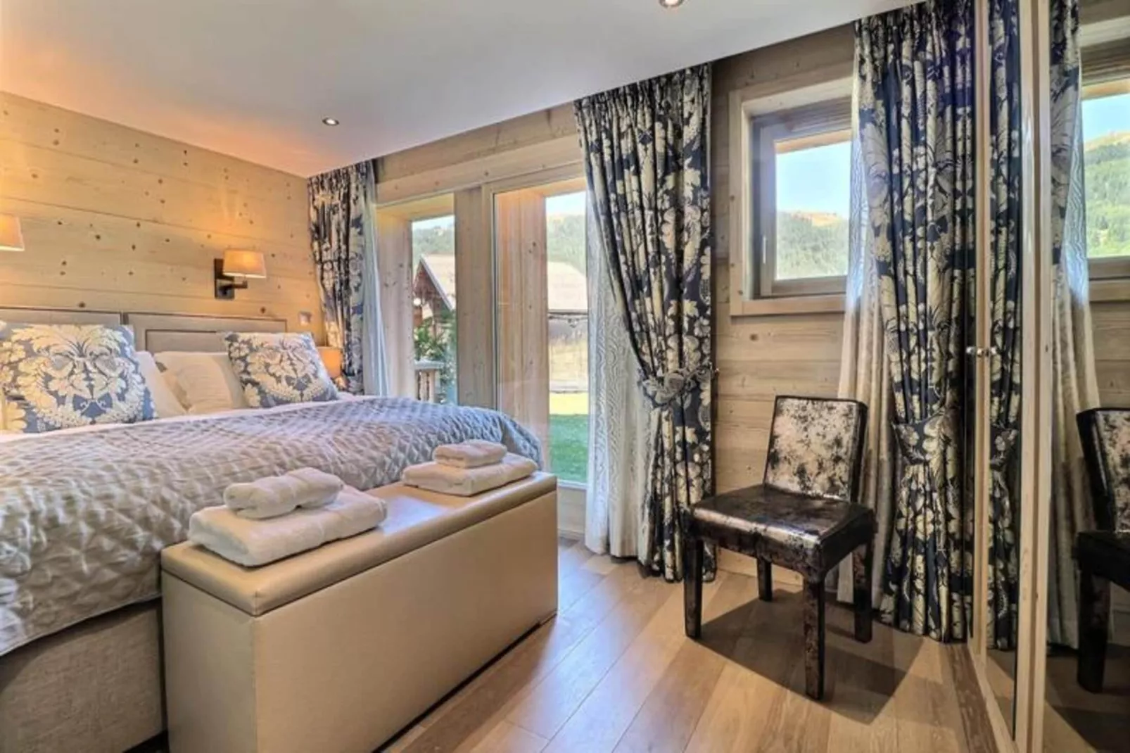 Résidence Explorer Meleze-Buitenkant zomer