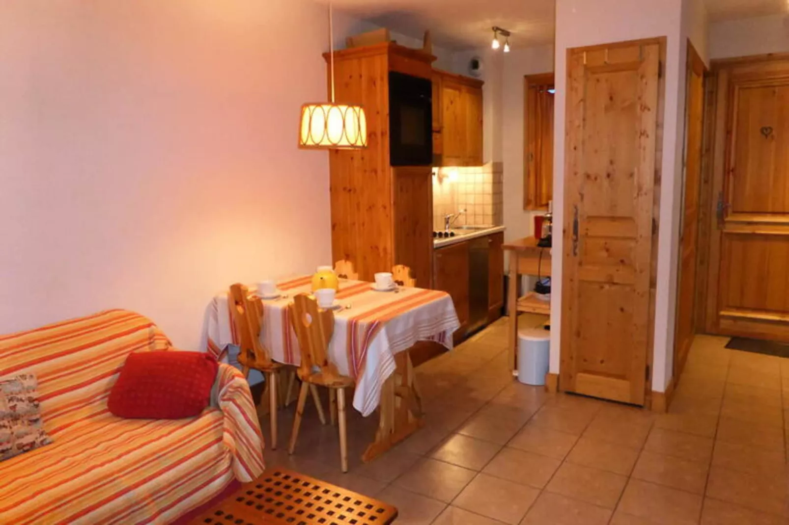 Résidence Les Amethystes B-Buitenkant zomer